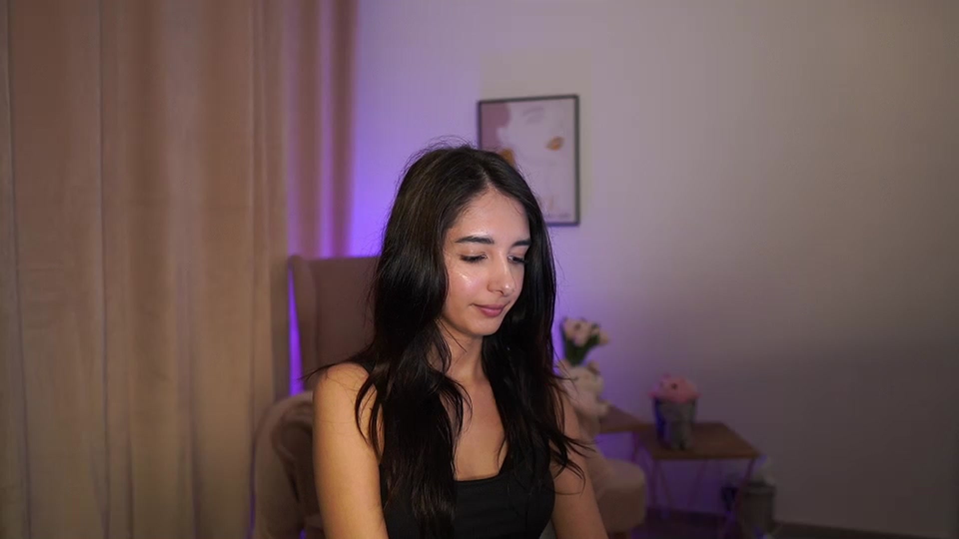 Gallery image thumbnail from Jacky__smith's myfreecams stream on, 04/20/2025, 17:03 image 20 of 20