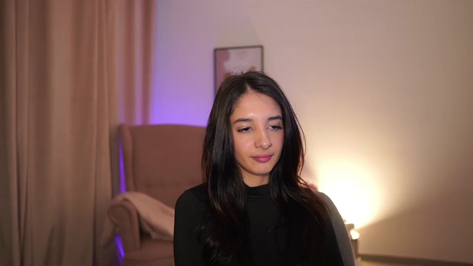 Gallery image thumbnail from Jacky__smith's myfreecams stream on, 04/24/2025, 11:28 image 18 of 20