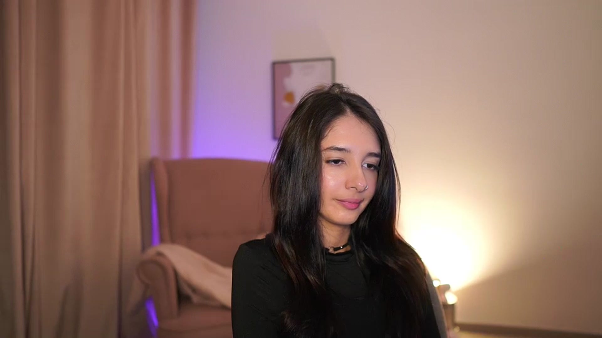 Gallery image thumbnail from Jacky__smith's myfreecams stream on, 04/24/2025, 12:19 image 14 of 20