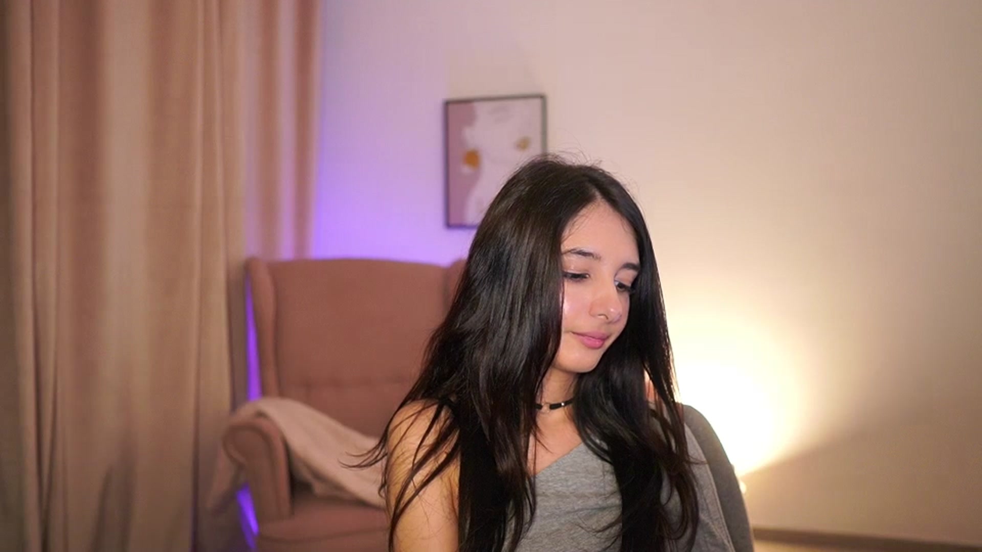 Gallery image thumbnail from Jacky__smith's myfreecams stream on, 04/24/2025, 16:30 image 5 of 20