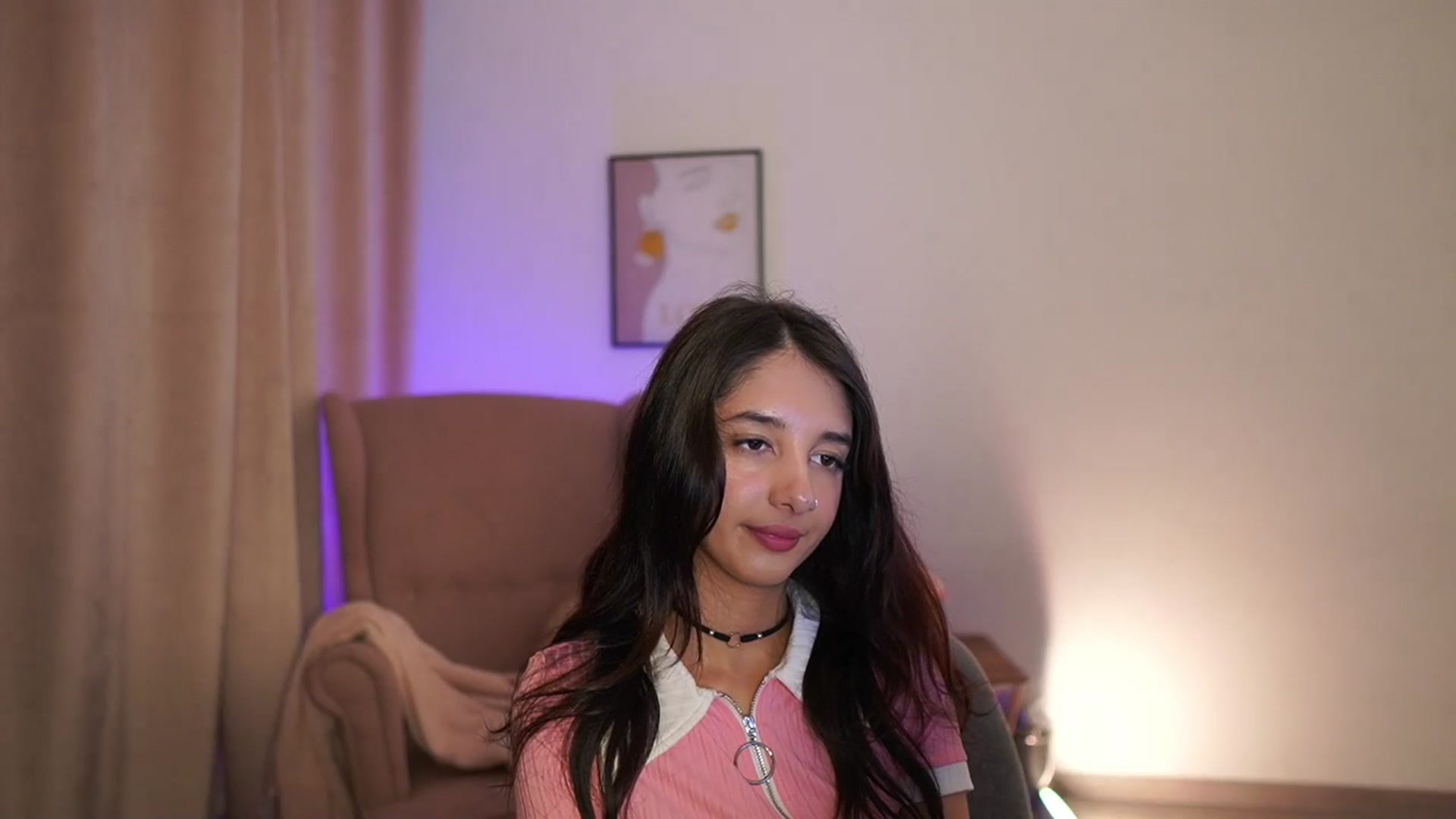 Gallery image thumbnail from Jacky__smith's myfreecams stream on, 04/25/2025, 09:38 image 5 of 20