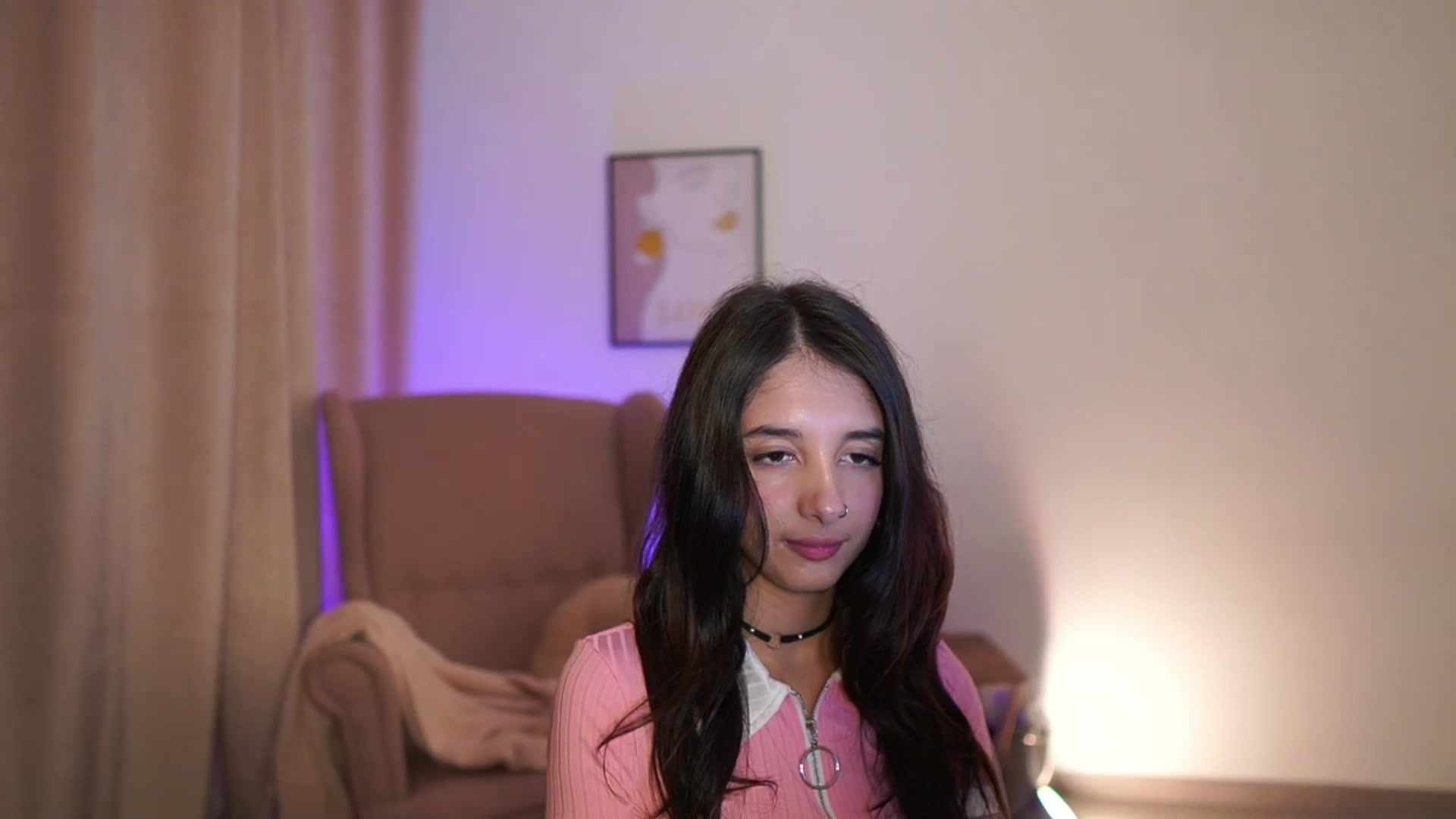 Gallery image thumbnail from Jacky__smith's myfreecams stream on, 04/25/2025, 09:38 image 17 of 20