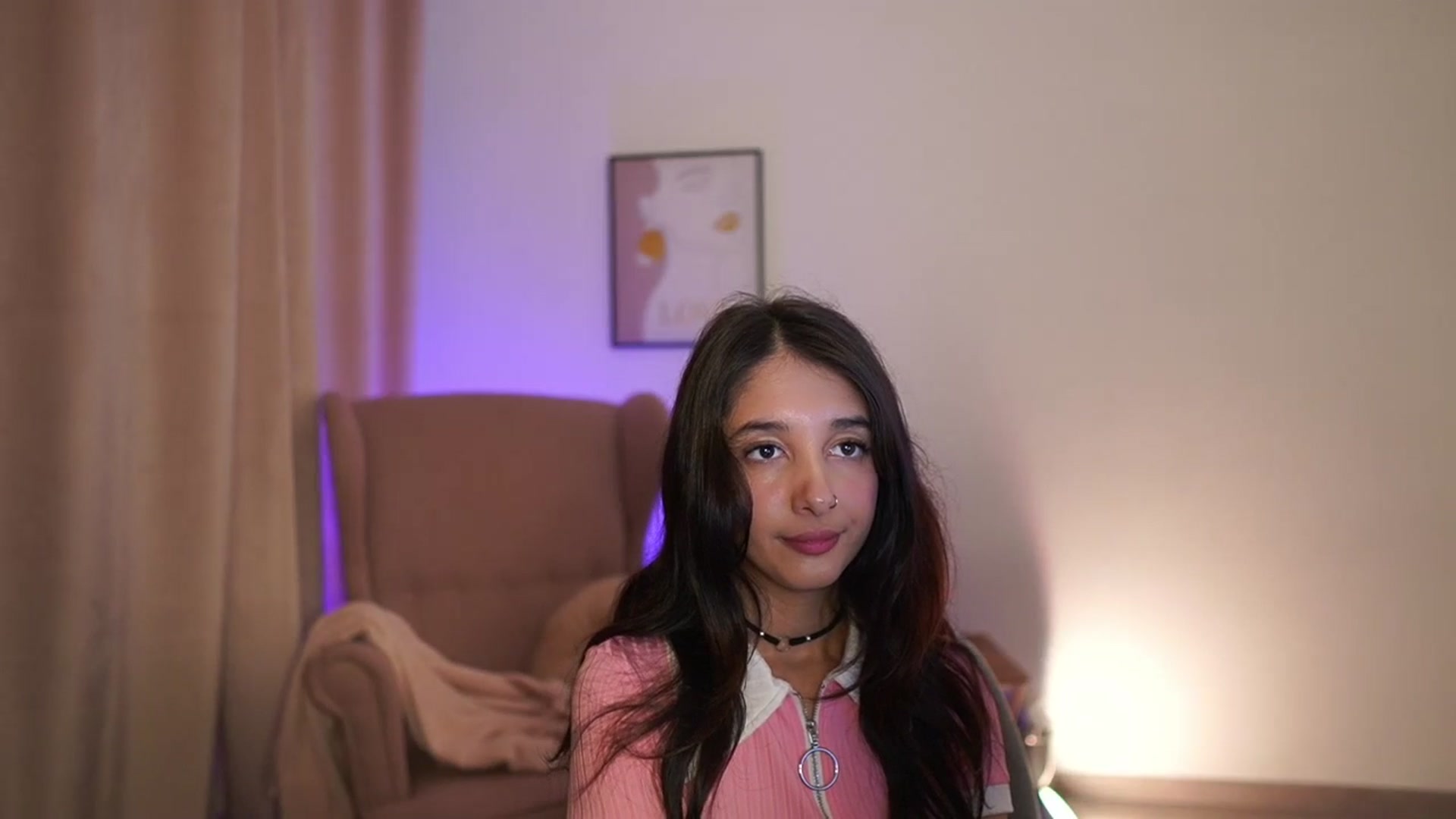 Gallery image thumbnail from Jacky__smith's myfreecams stream on, 04/25/2025, 09:38 image 6 of 20