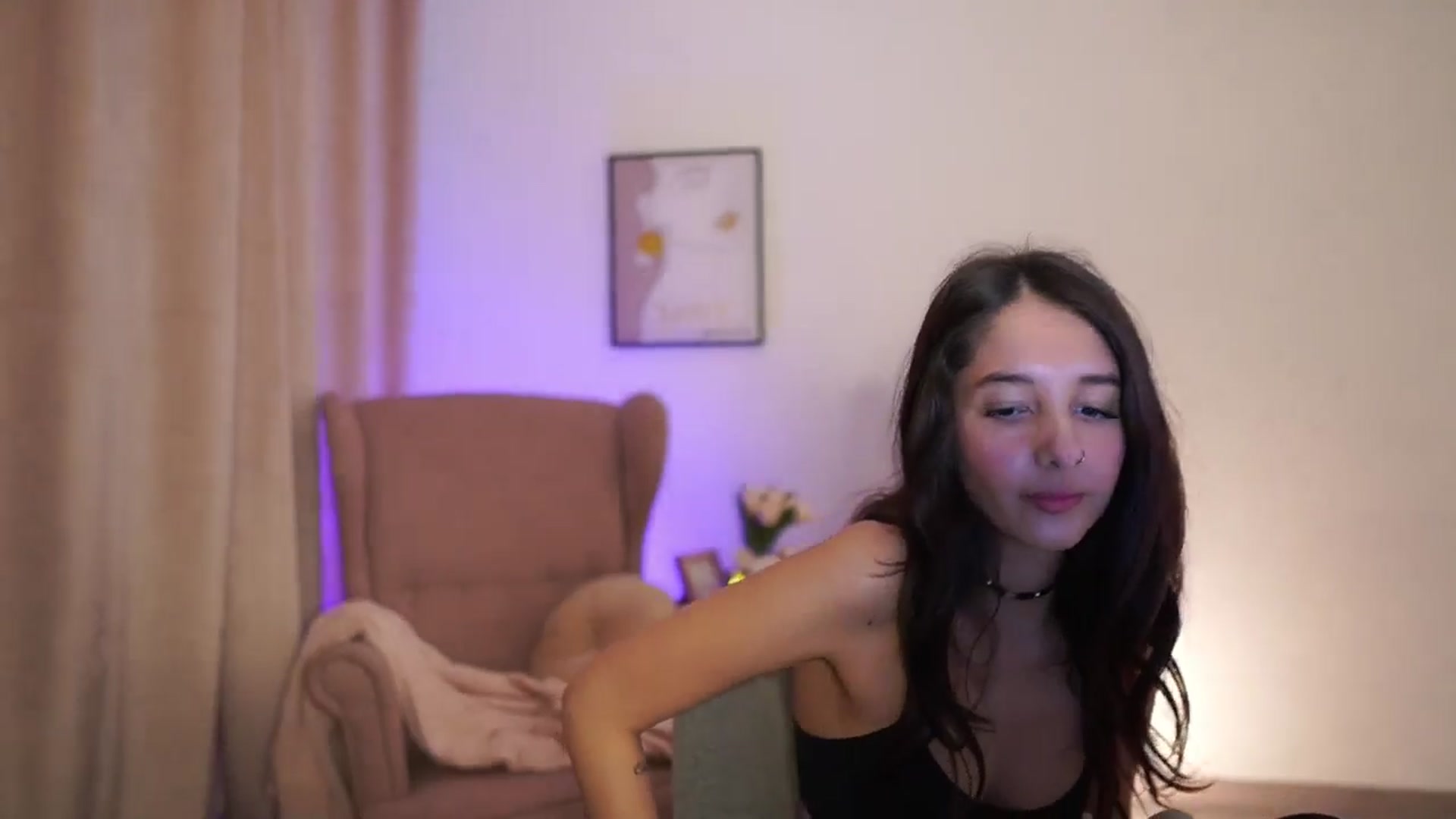 Gallery image thumbnail from Jacky__smith's myfreecams stream on, 04/25/2025, 10:38 image 19 of 20