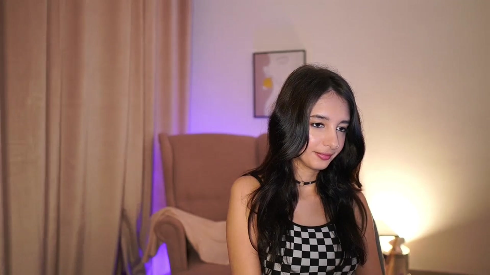 Gallery image thumbnail from Jacky__smith's myfreecams stream on, 04/29/2025, 09:06 image 9 of 20