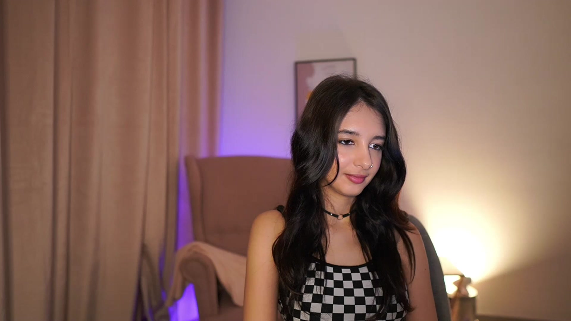 Gallery image thumbnail from Jacky__smith's myfreecams stream on, 04/29/2025, 09:06 image 10 of 20
