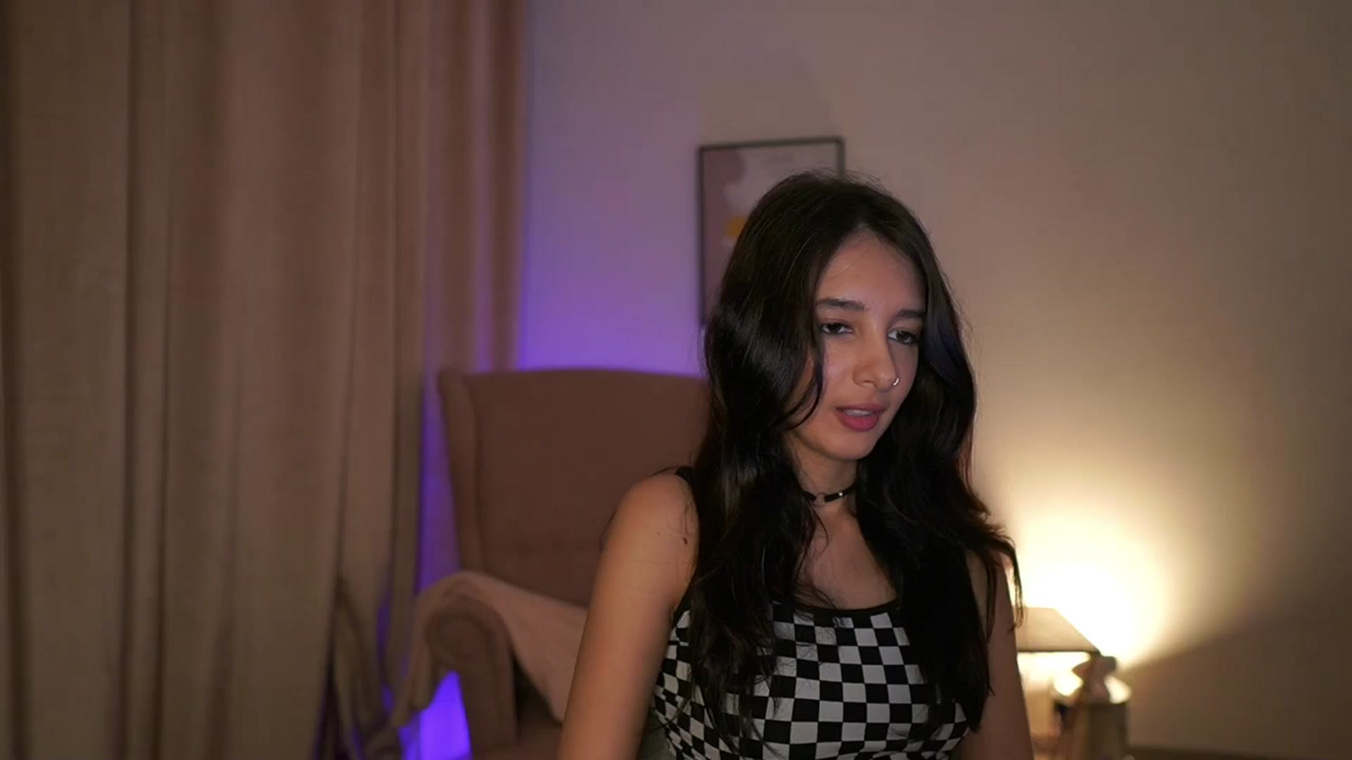 Gallery image thumbnail from Jacky__smith's myfreecams stream on, 04/29/2025, 09:06 image 1 of 20