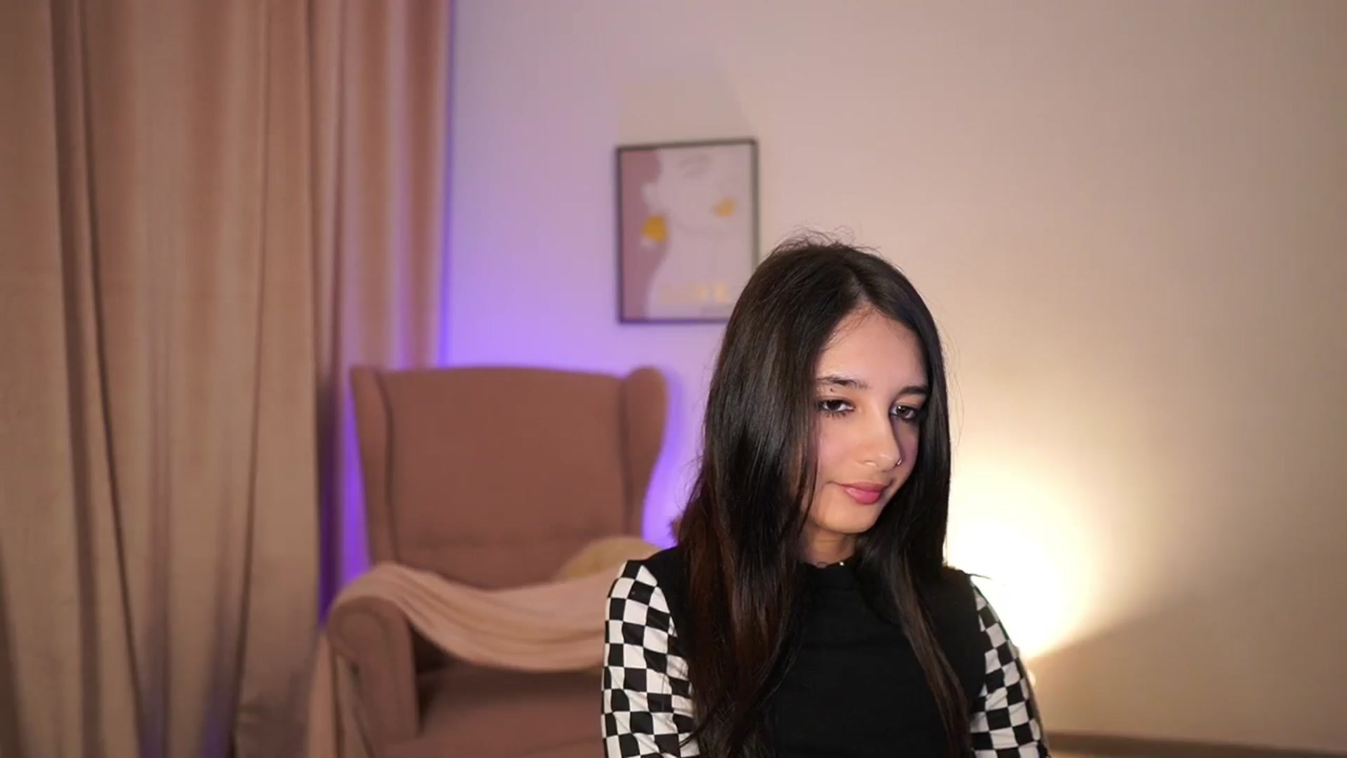 Gallery image thumbnail from Jacky__smith's myfreecams stream on, 04/30/2025, 13:36 image 11 of 20