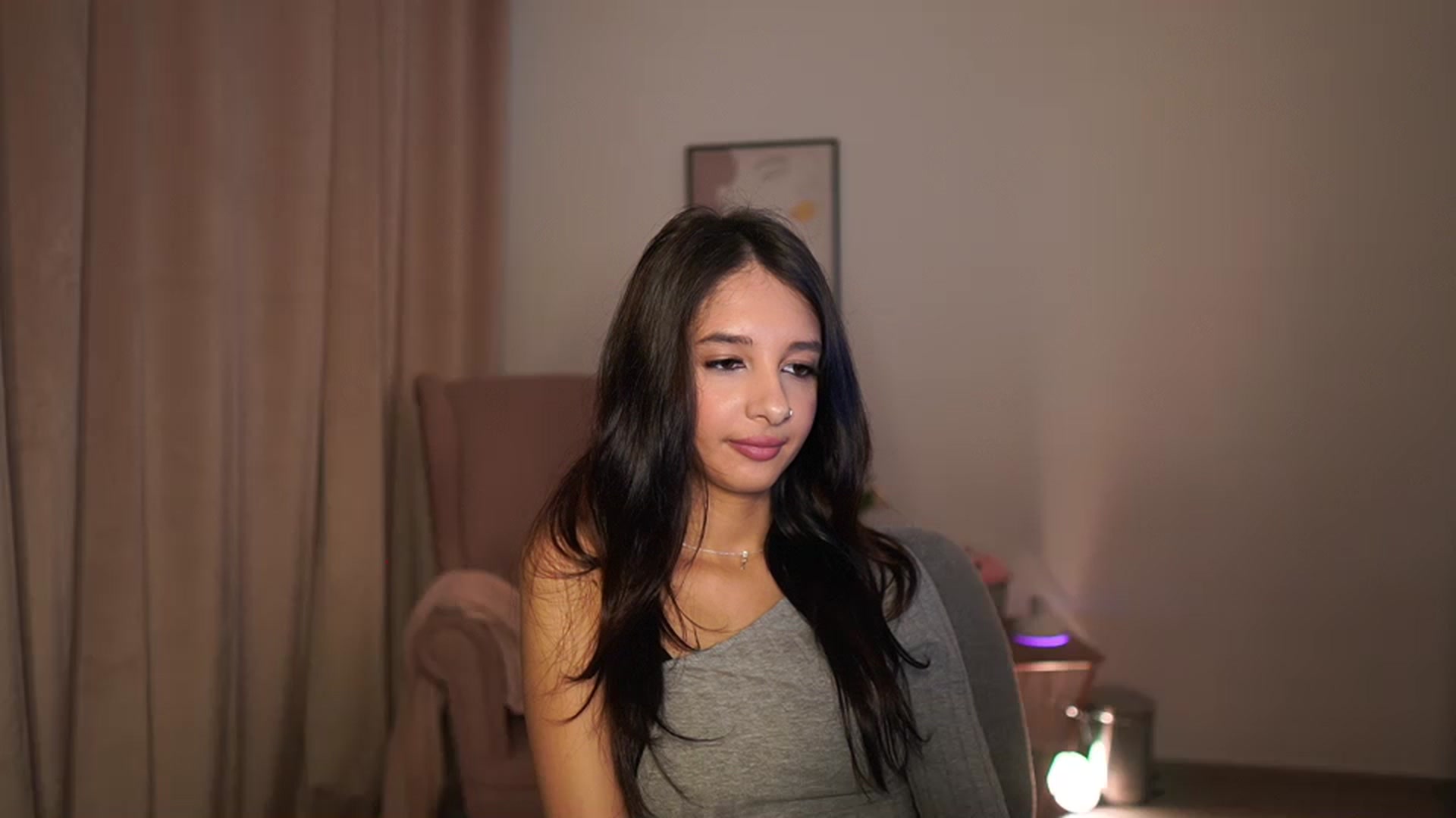 Gallery image thumbnail from Jacky__smith's myfreecams stream on, 05/06/2025, 09:08 image 1 of 20