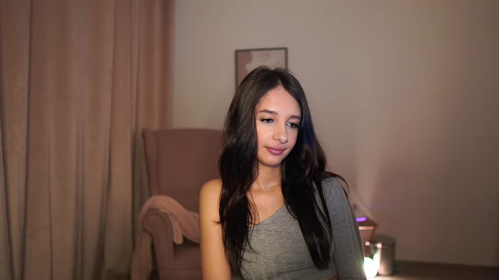 Gallery image thumbnail from Jacky__smith's myfreecams stream on, 05/06/2025, 09:08 image 2 of 20
