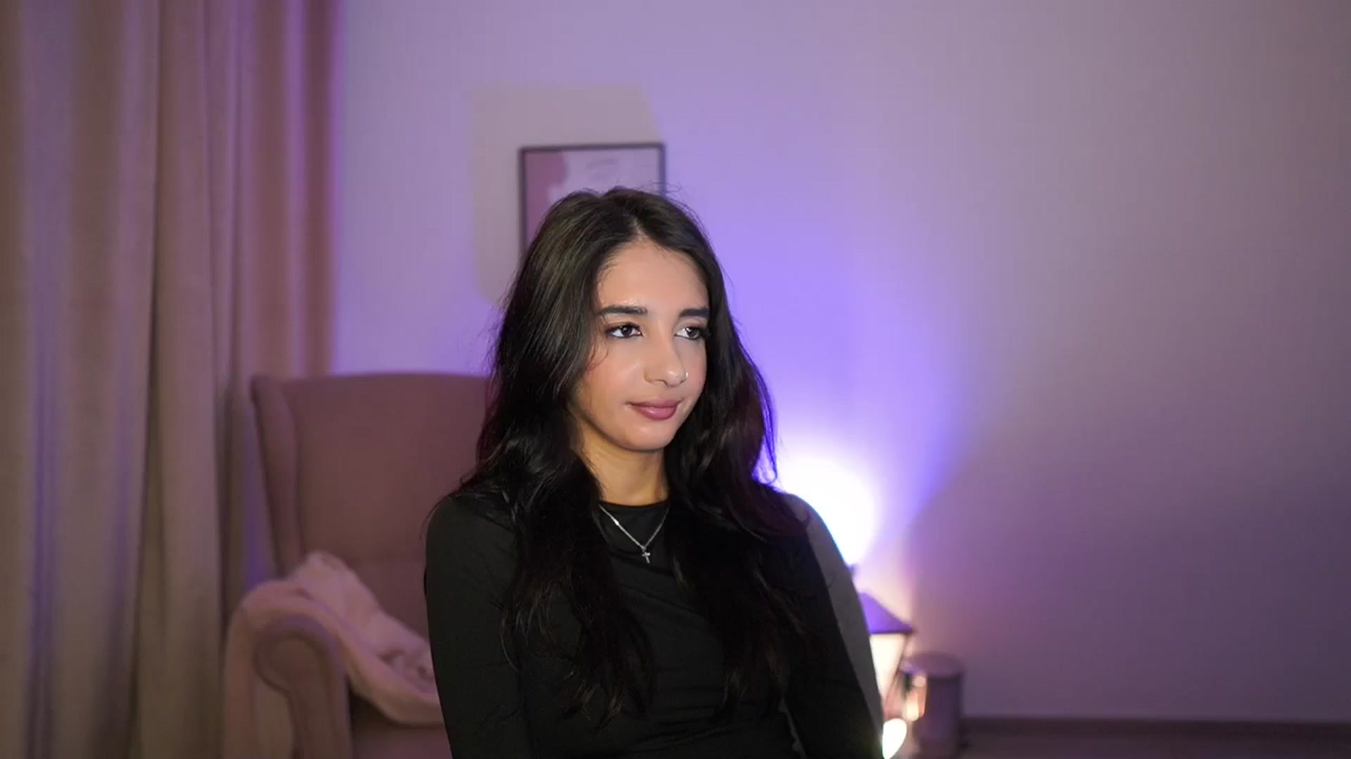 Gallery image thumbnail from Jacky__smith's myfreecams stream on, 05/07/2025, 08:44 image 9 of 20