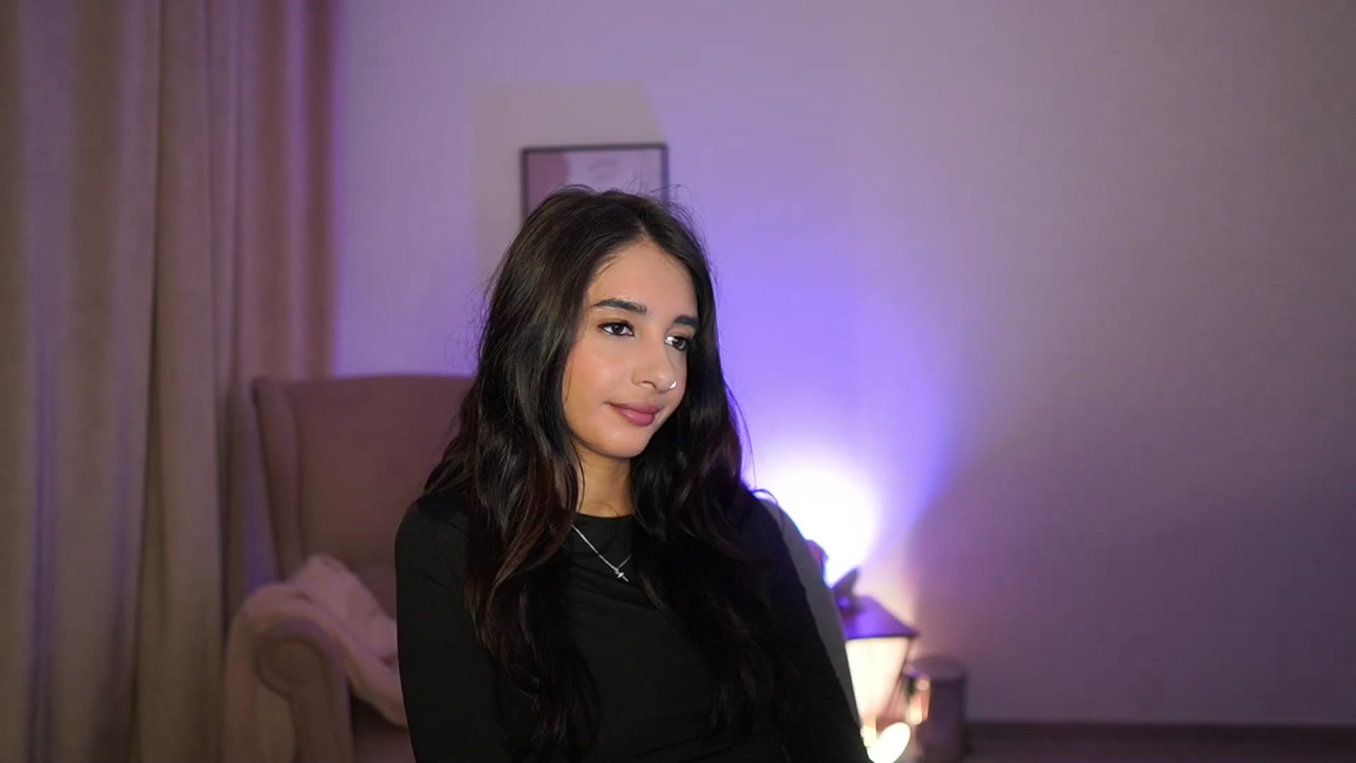 Gallery image thumbnail from Jacky__smith's myfreecams stream on, 05/07/2025, 08:44 image 4 of 20