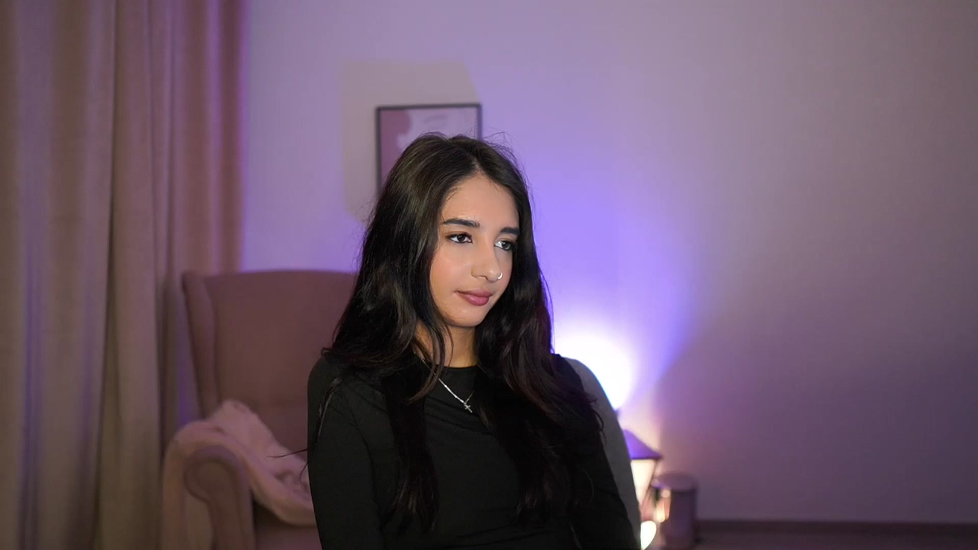Gallery image thumbnail from Jacky__smith's myfreecams stream on, 05/07/2025, 08:44 image 3 of 20