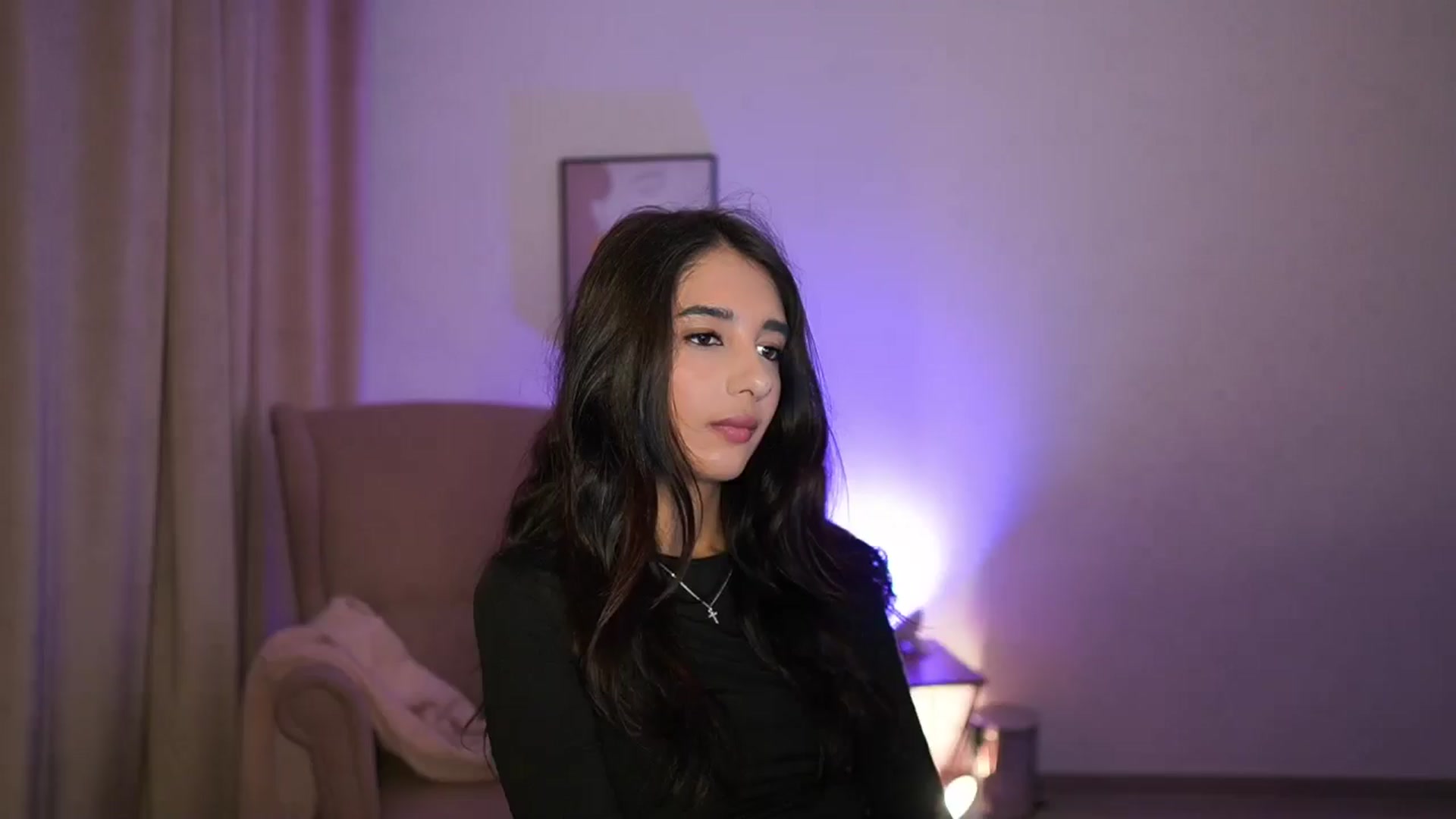 Gallery image thumbnail from Jacky__smith's myfreecams stream on, 05/07/2025, 08:44 image 6 of 20