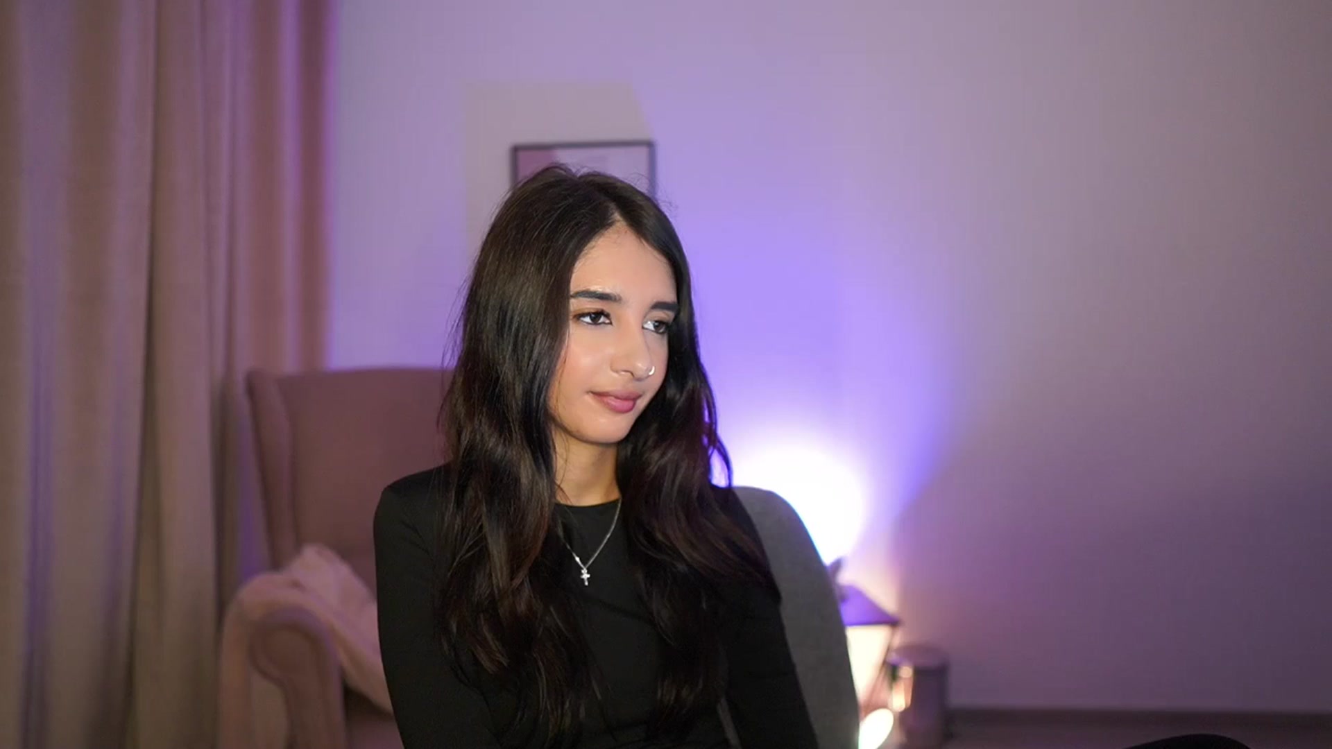 Gallery image thumbnail from Jacky__smith's myfreecams stream on, 05/07/2025, 12:03 image 5 of 20