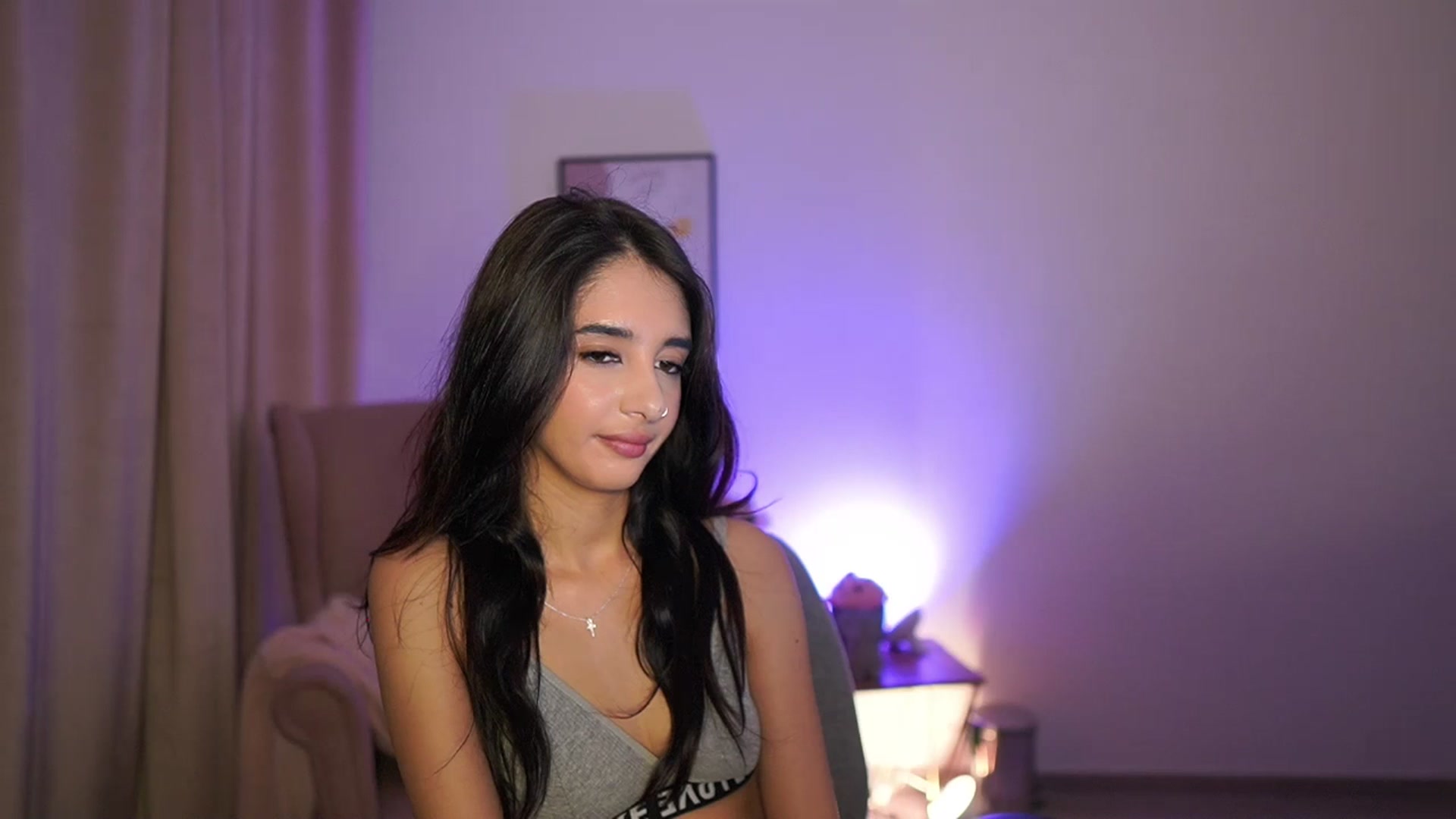 Gallery image thumbnail from Jacky__smith's myfreecams stream on, 05/07/2025, 12:03 image 19 of 20