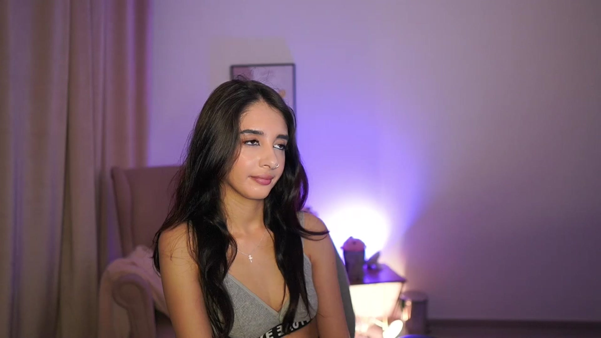 Gallery image thumbnail from Jacky__smith's myfreecams stream on, 05/07/2025, 12:03 image 18 of 20