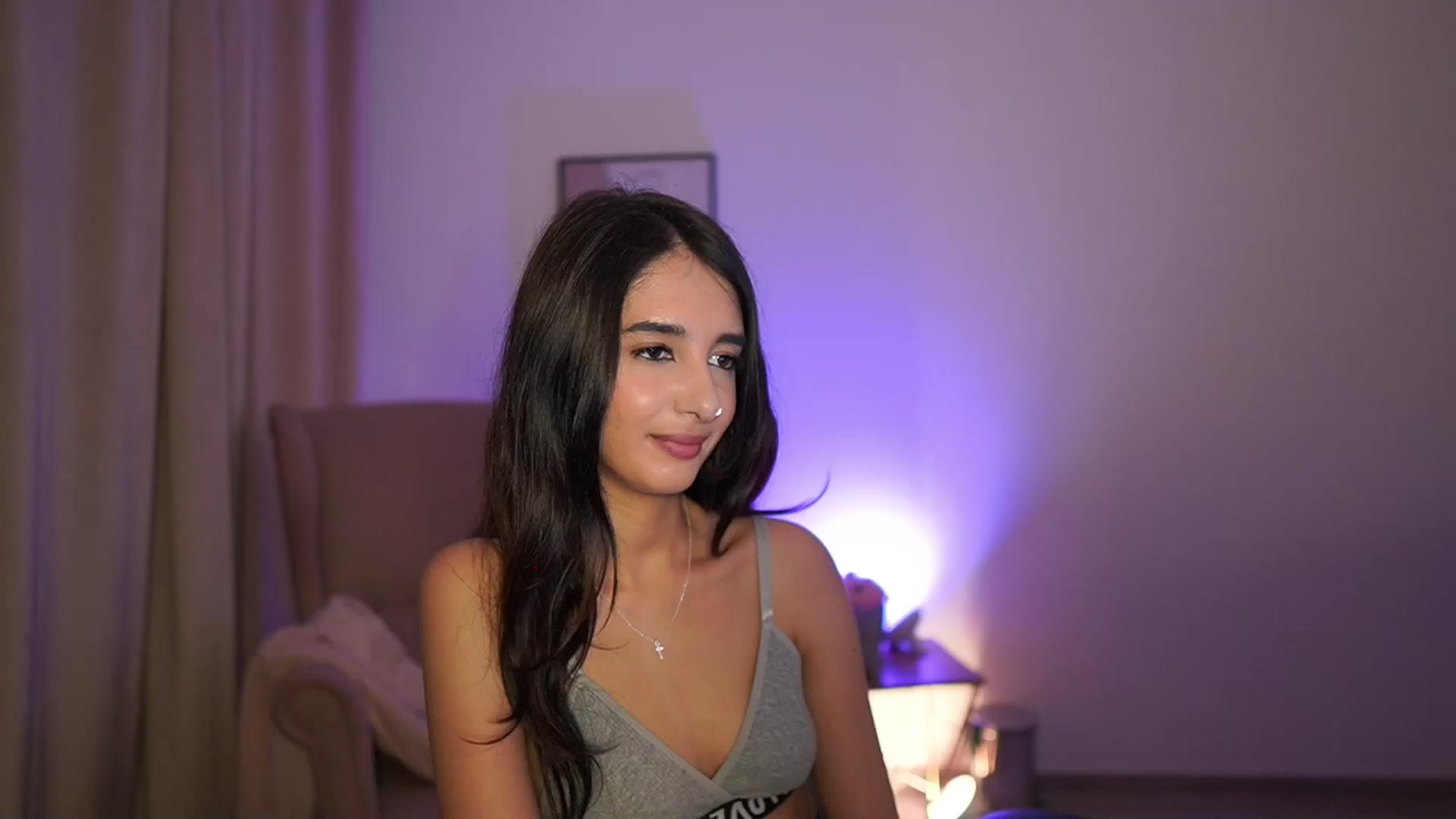 Gallery image thumbnail from Jacky__smith's myfreecams stream on, 05/07/2025, 13:19 image 3 of 20