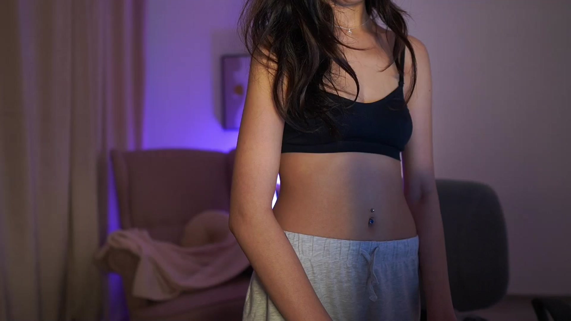 Gallery image thumbnail from Jacky__smith's myfreecams stream on, 05/13/2025, 13:03 image 18 of 20