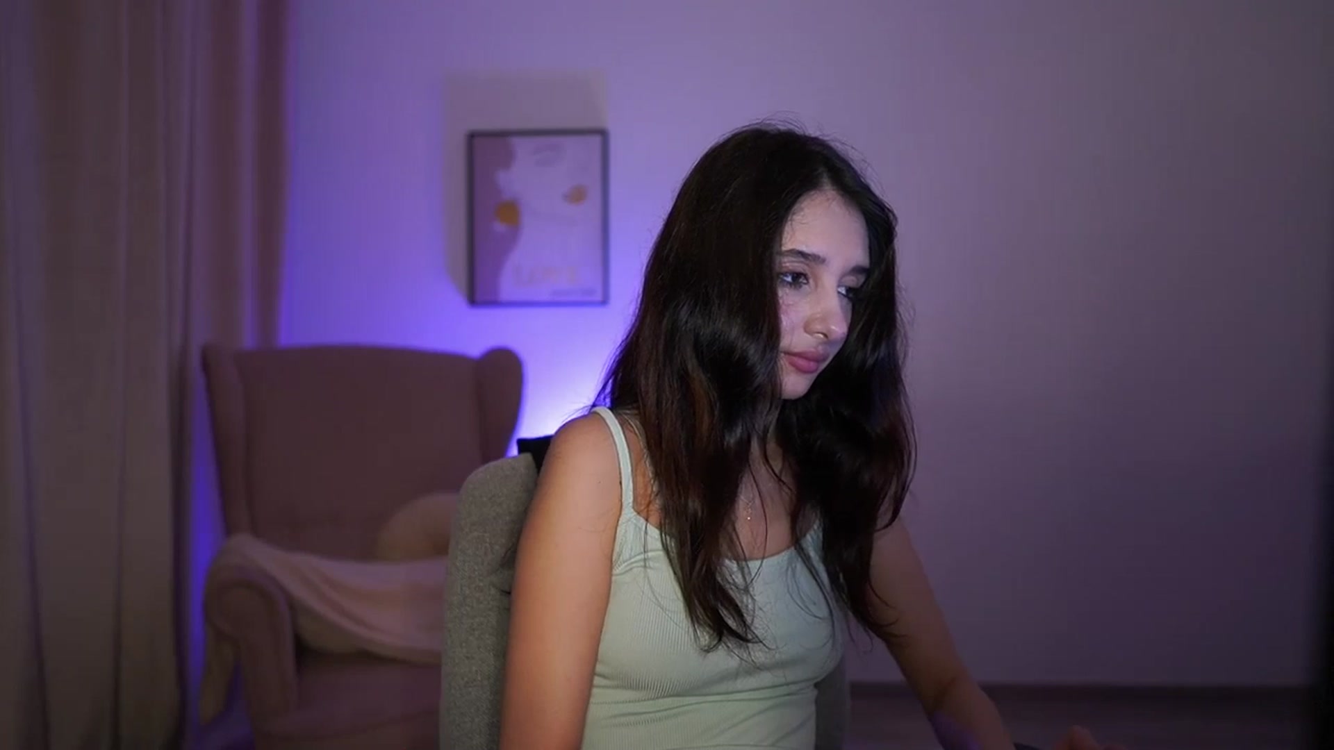 Gallery image thumbnail from Jacky__smith's myfreecams stream on, 06/06/2025, 10:50 image 3 of 20