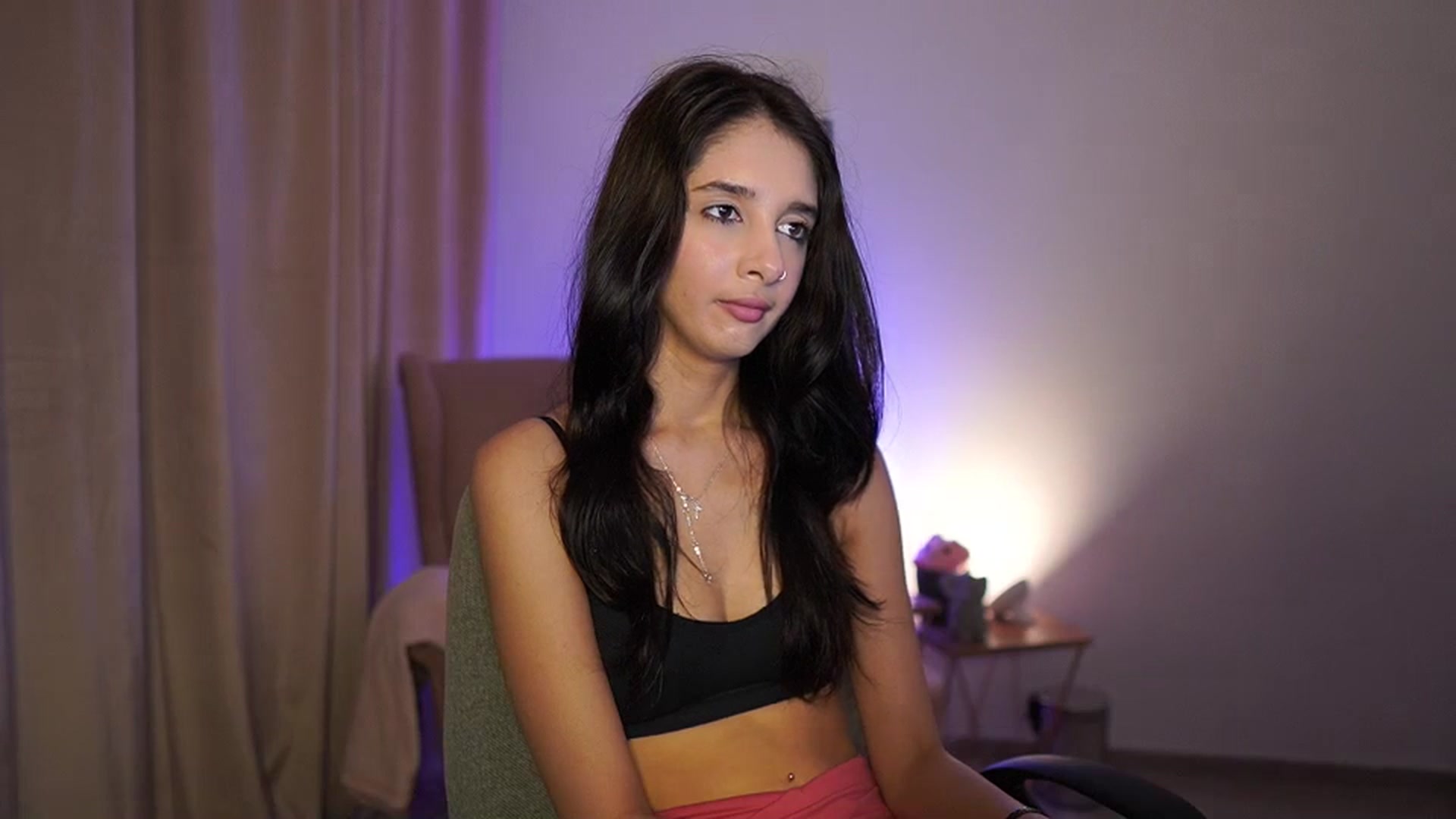 Gallery image thumbnail from Jacky__smith's myfreecams stream on, 06/13/2025, 10:05 image 13 of 20