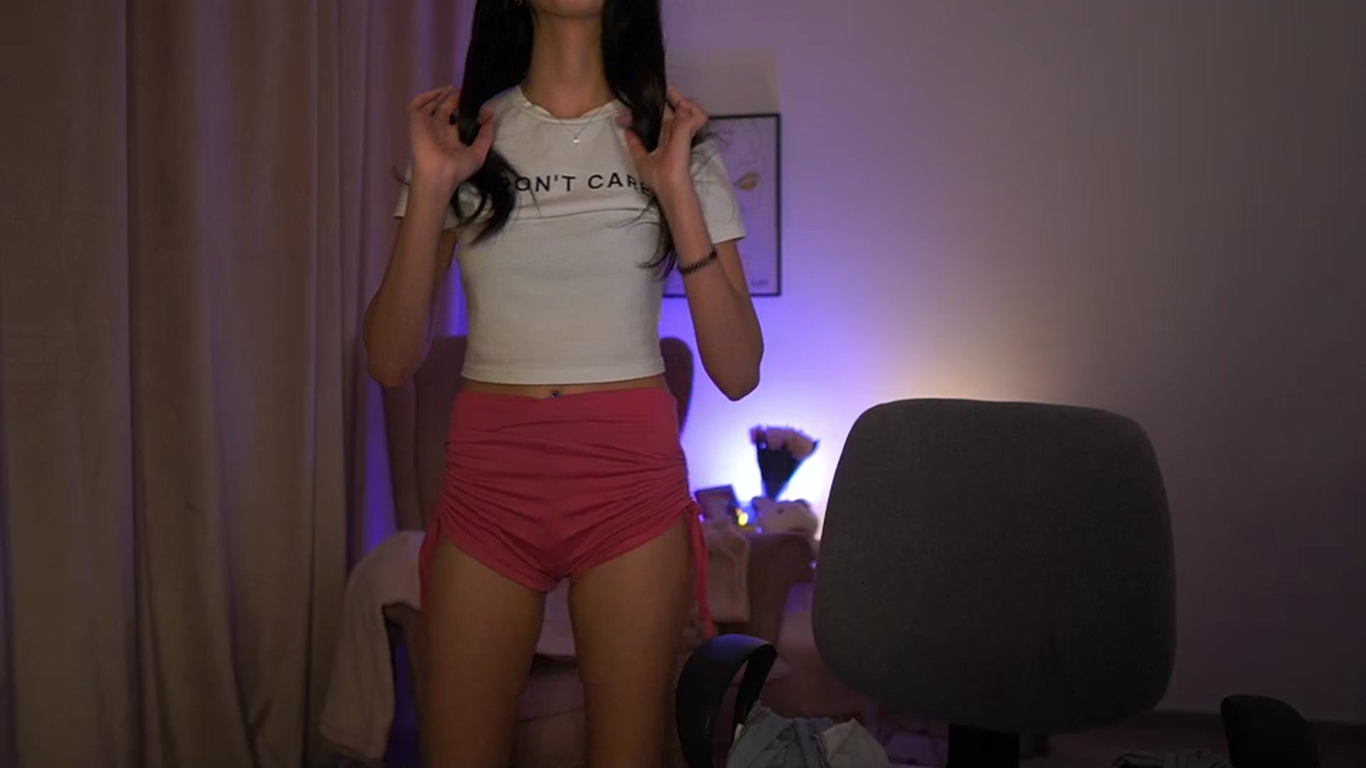 Gallery image thumbnail from Jacky__smith's myfreecams stream on, 06/13/2025, 10:32 image 16 of 20