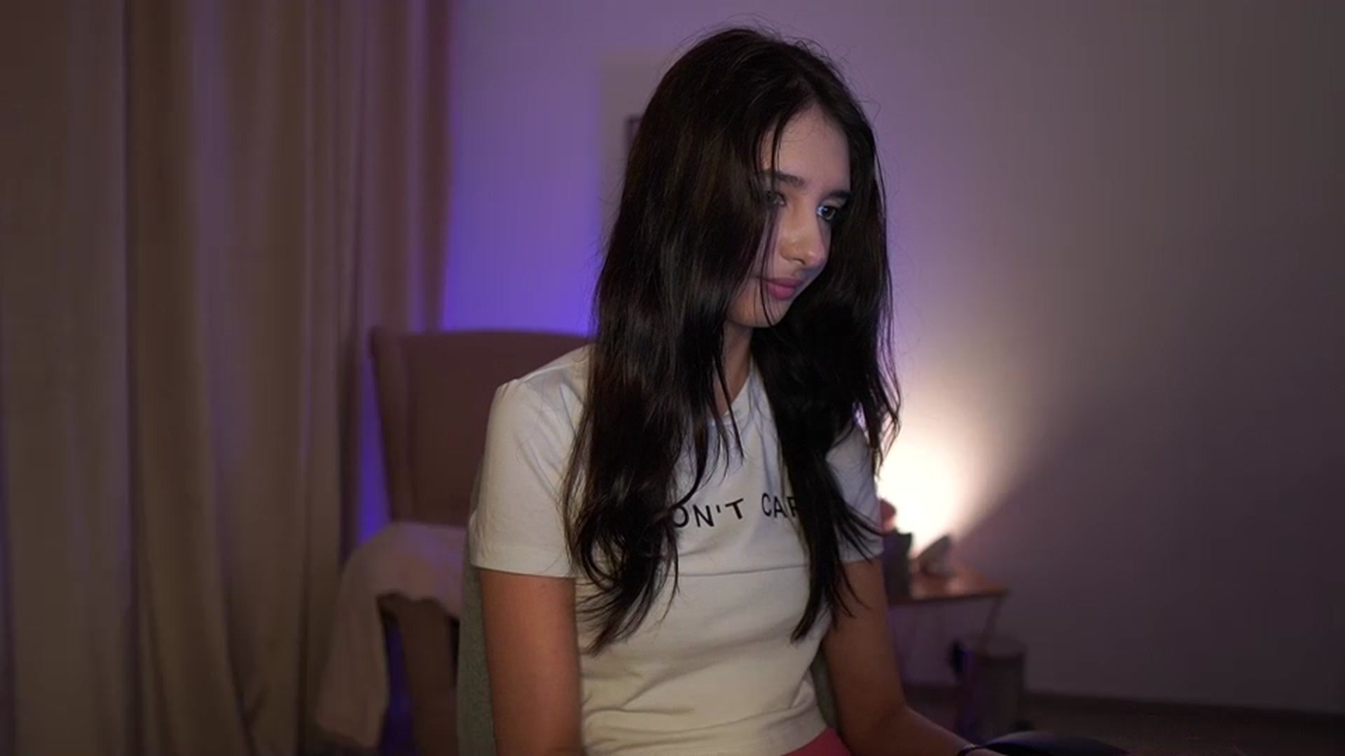 Gallery image thumbnail from Jacky__smith's myfreecams stream on, 06/13/2025, 10:32 image 9 of 20