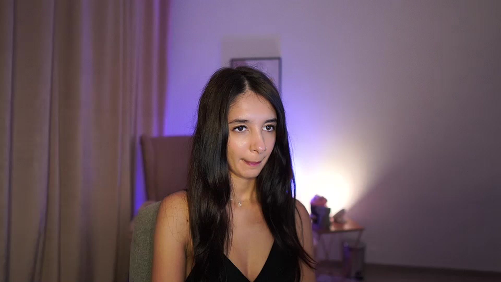 Gallery image thumbnail from Jacky__smith's myfreecams stream on, 07/02/2025, 13:04 image 5 of 20