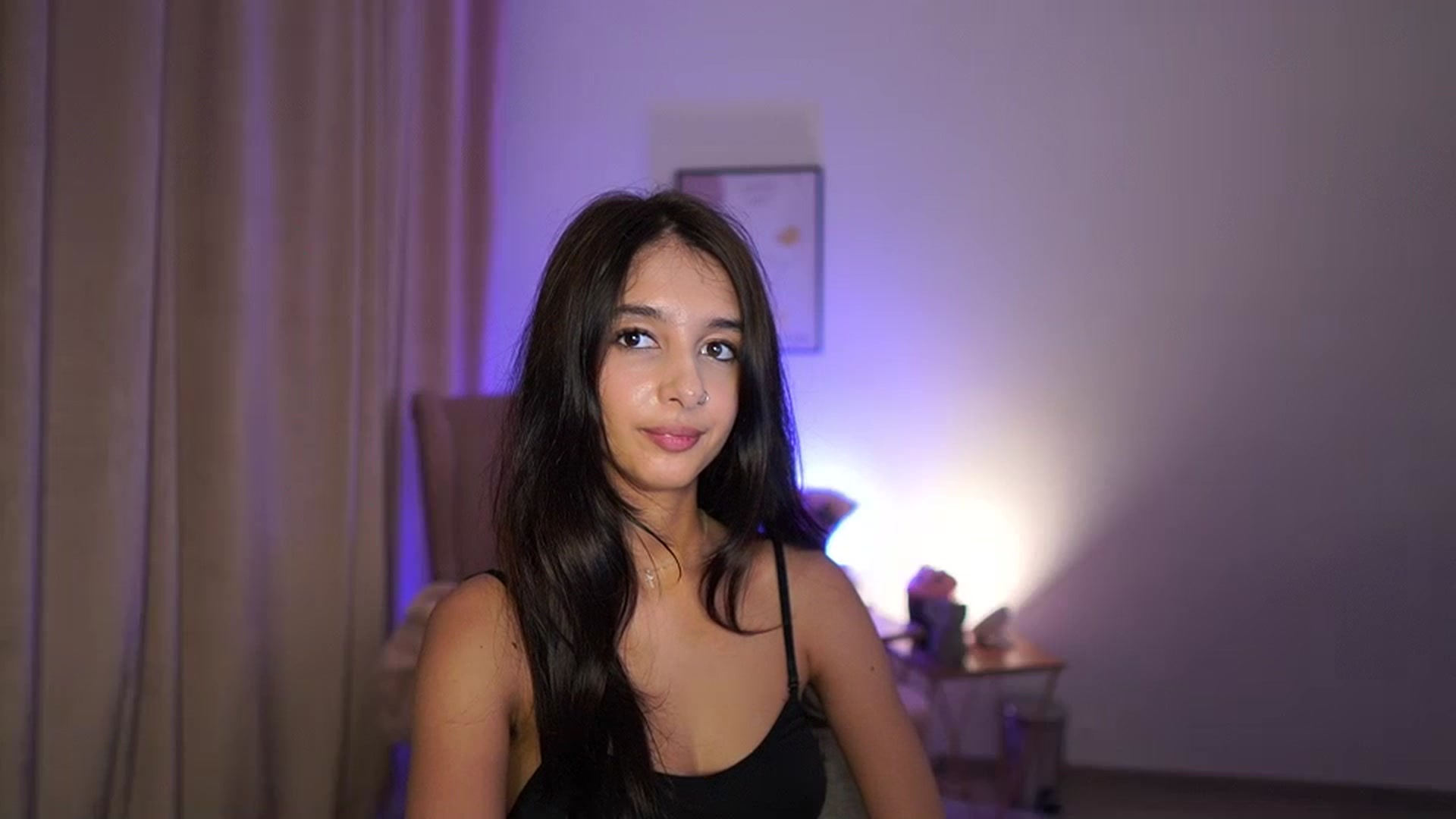 Gallery image thumbnail from Jacky__smith's myfreecams stream on, 07/04/2025, 13:06 image 14 of 20