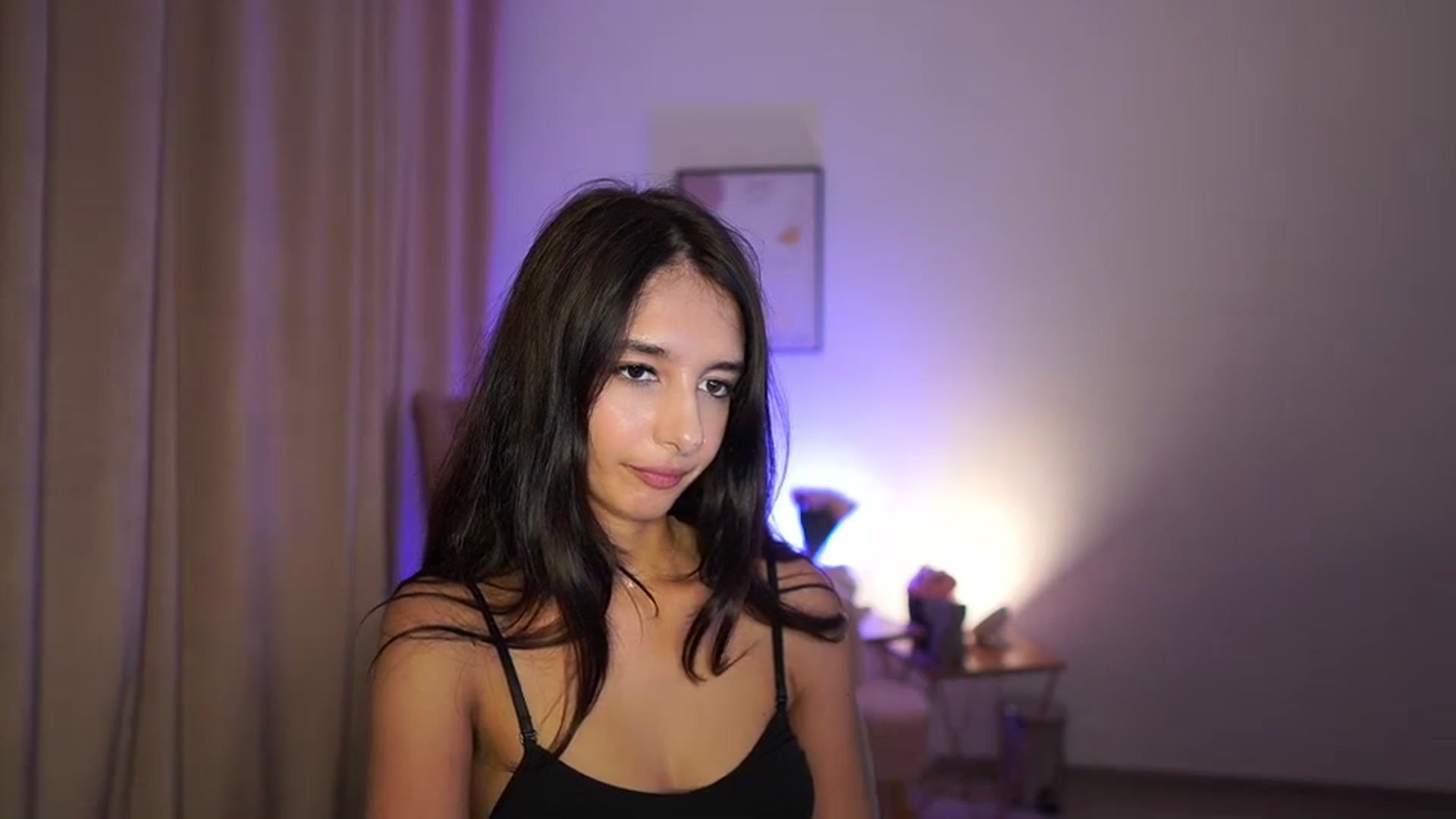 Gallery image thumbnail from Jacky__smith's myfreecams stream on, 07/04/2025, 13:06 image 17 of 20