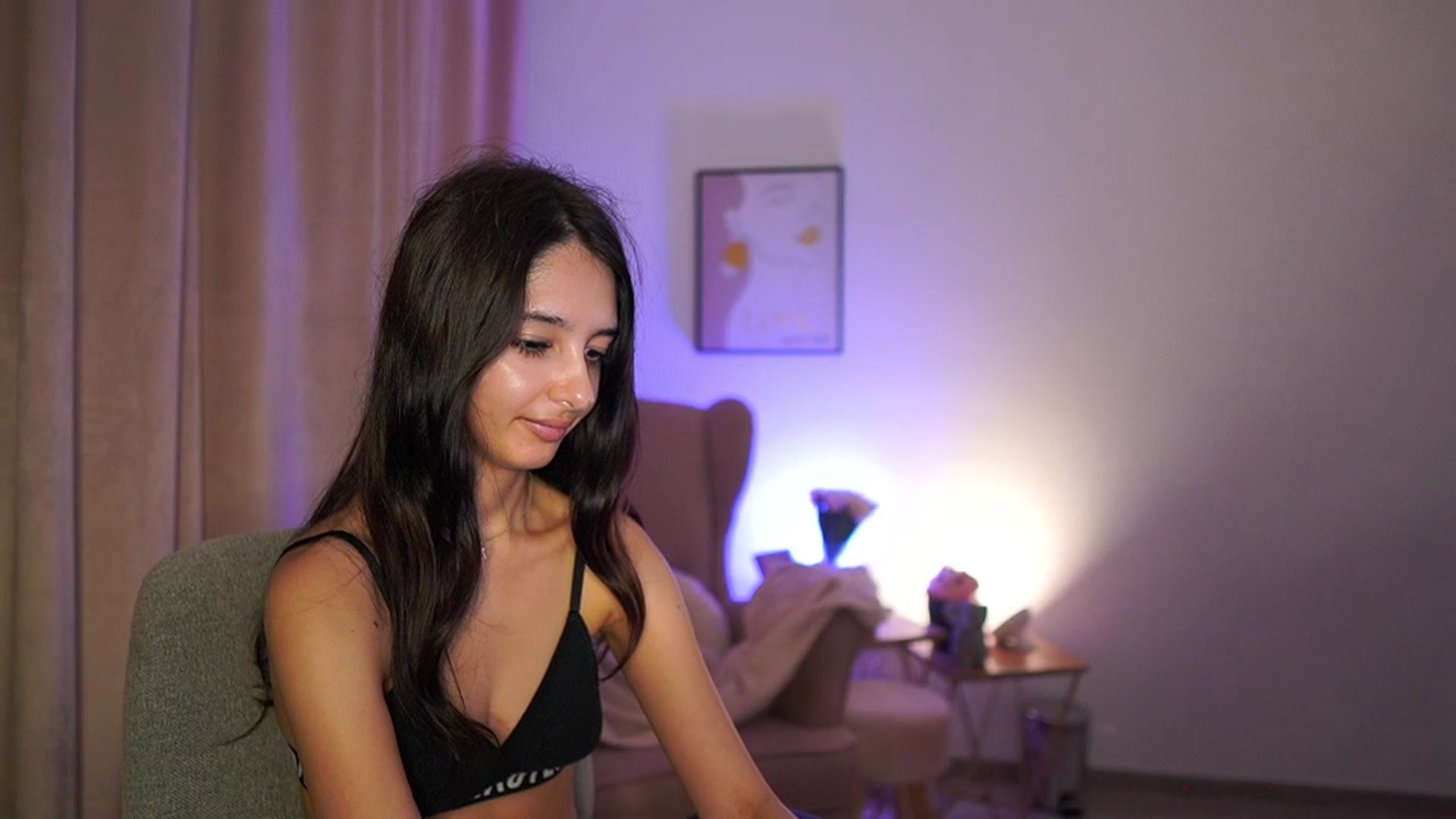 Gallery image thumbnail from Jacky__smith's myfreecams stream on, 07/08/2025, 13:04 image 13 of 20