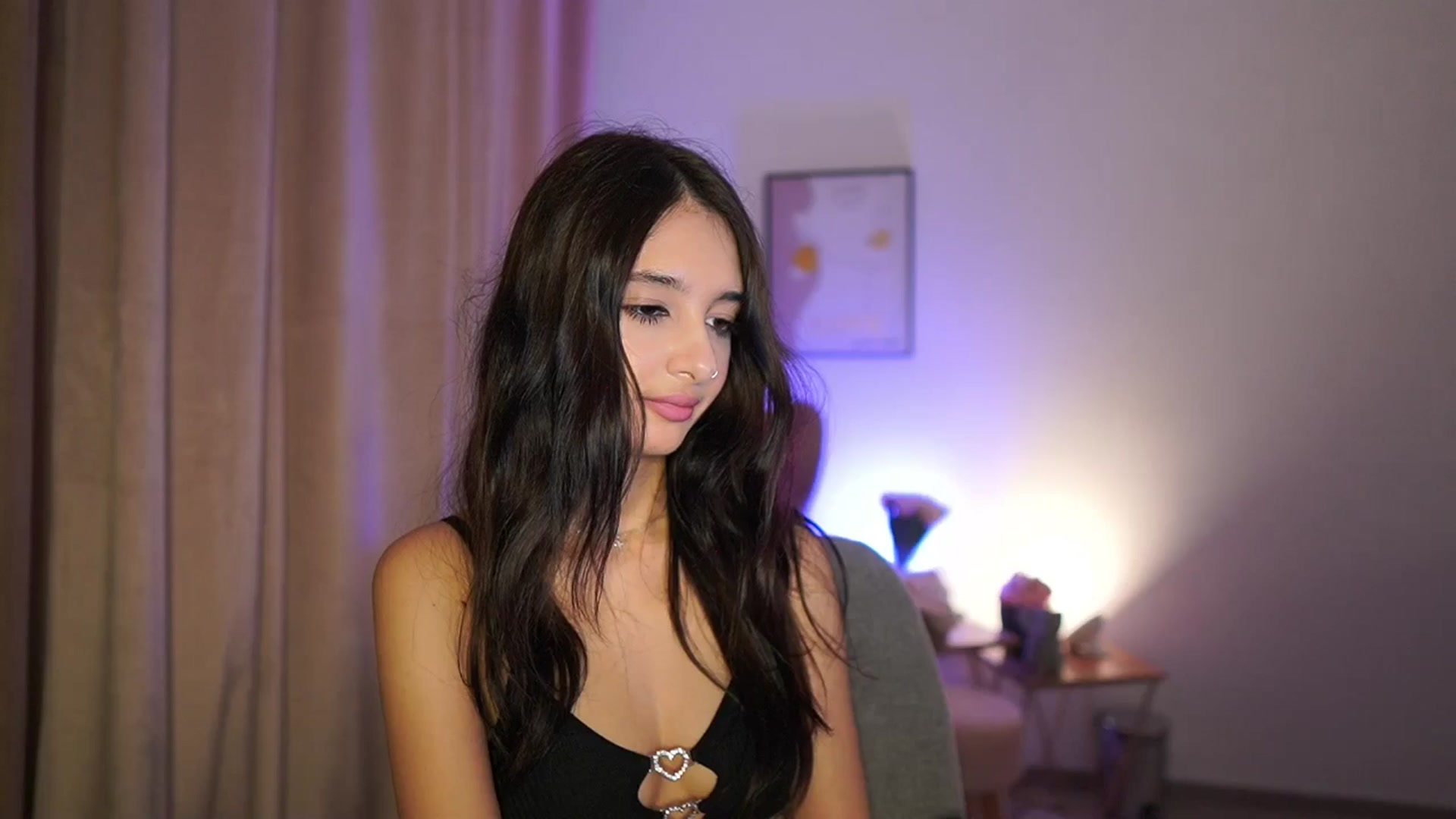 Gallery image thumbnail from Jacky__smith's myfreecams stream on, 07/09/2025, 10:05 image 3 of 20