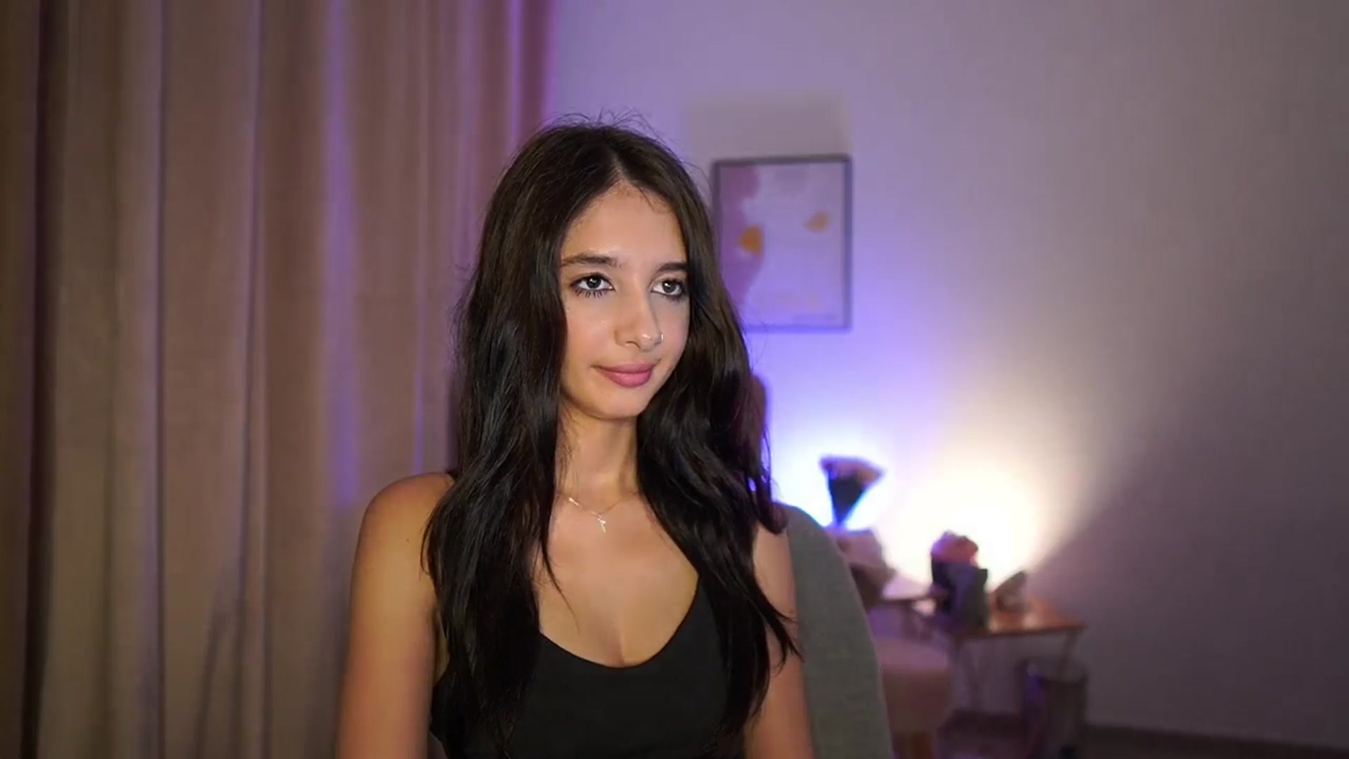 Gallery image thumbnail from Jacky__smith's myfreecams stream on, 07/09/2025, 10:59 image 11 of 20