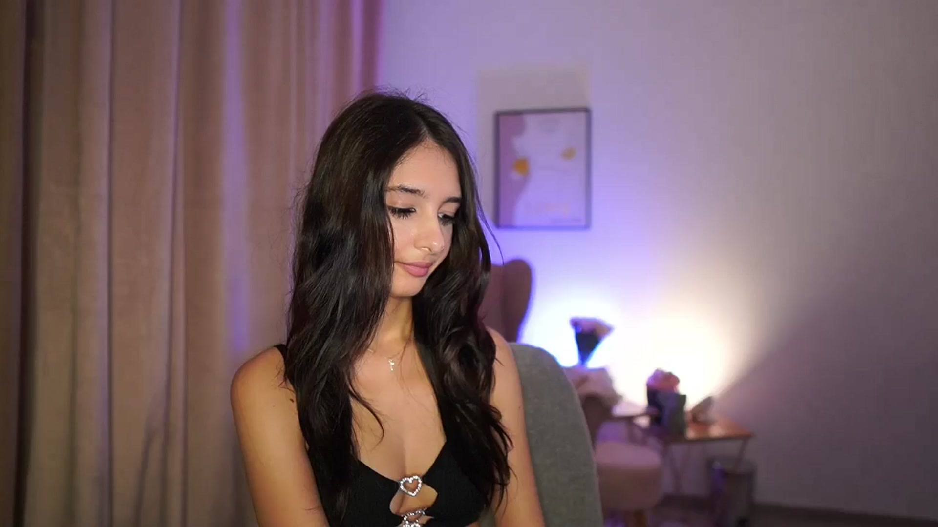 Gallery image thumbnail from Jacky__smith's myfreecams stream on, 07/09/2025, 12:59 image 7 of 20