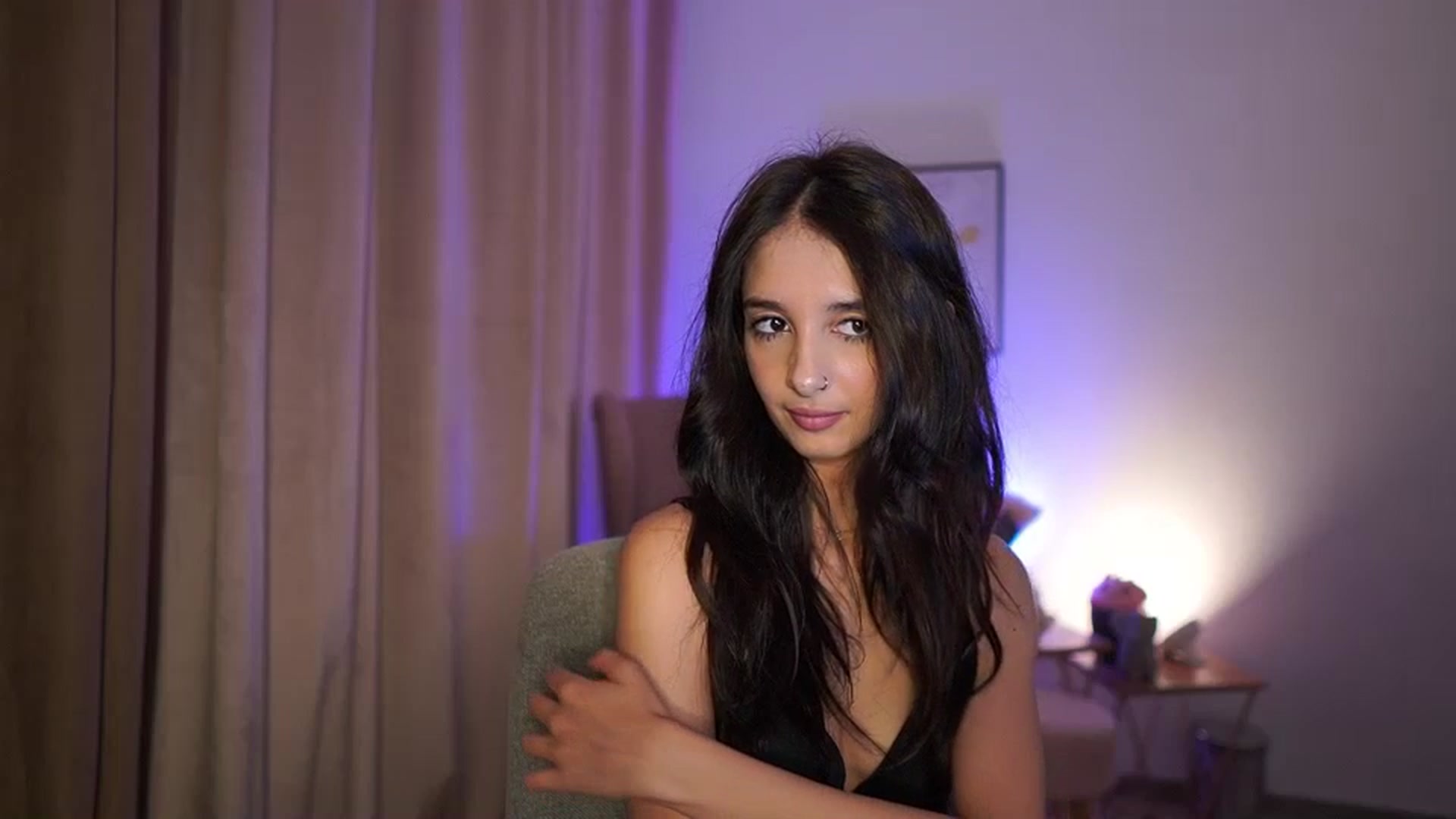Gallery image thumbnail from Jacky__smith's myfreecams stream on, 07/11/2025, 13:03 image 6 of 20