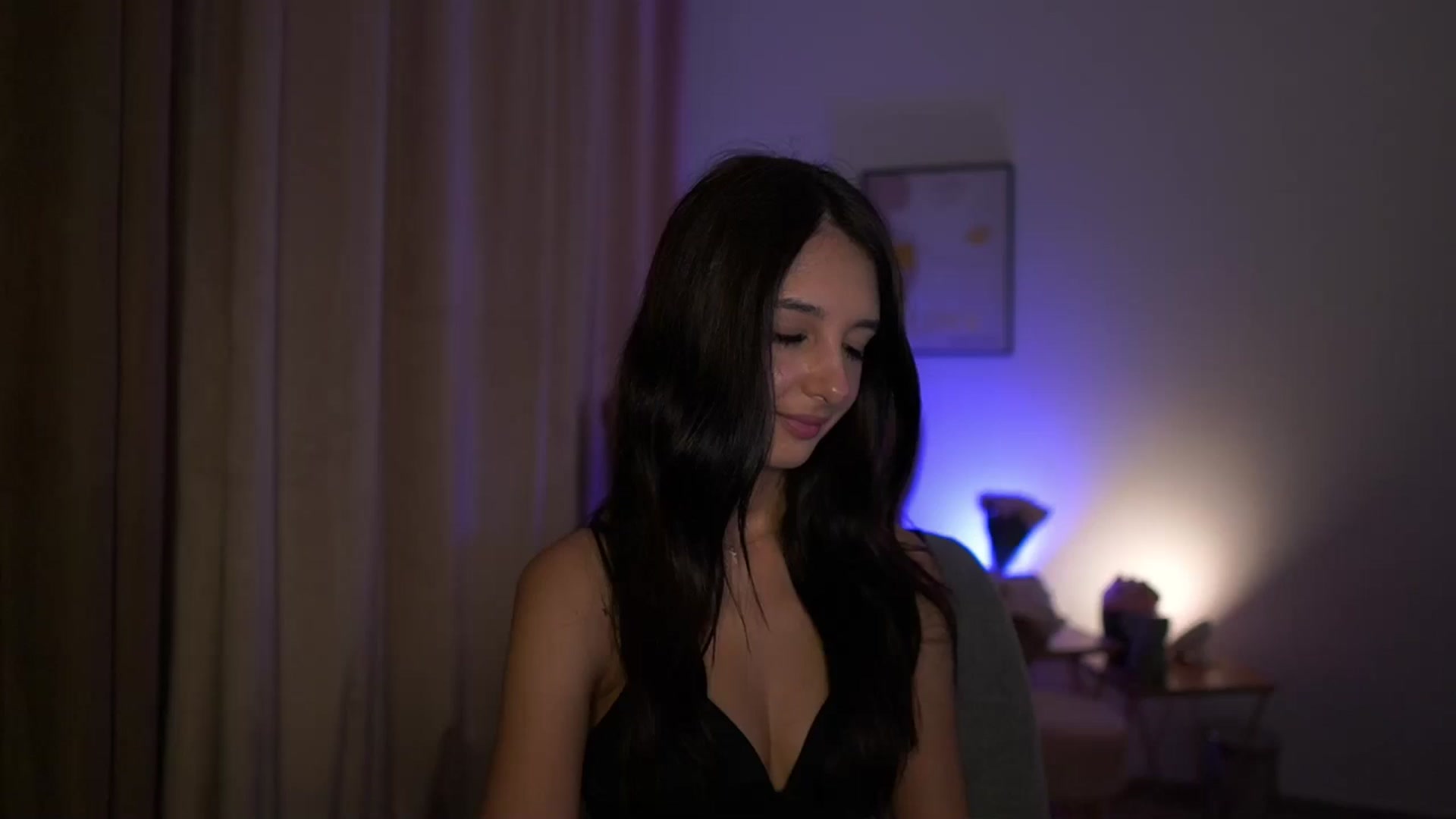 Gallery image thumbnail from Jacky__smith's myfreecams stream on, 07/15/2025, 12:10 image 12 of 20