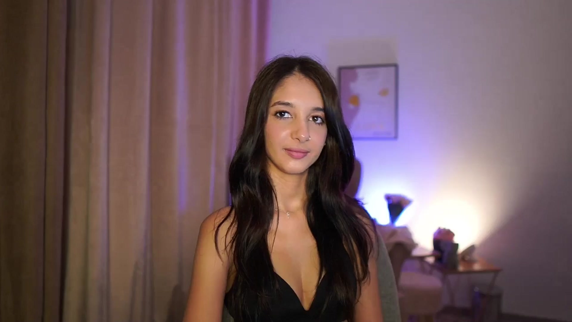 Gallery image thumbnail from Jacky__smith's myfreecams stream on, 07/15/2025, 12:10 image 7 of 20