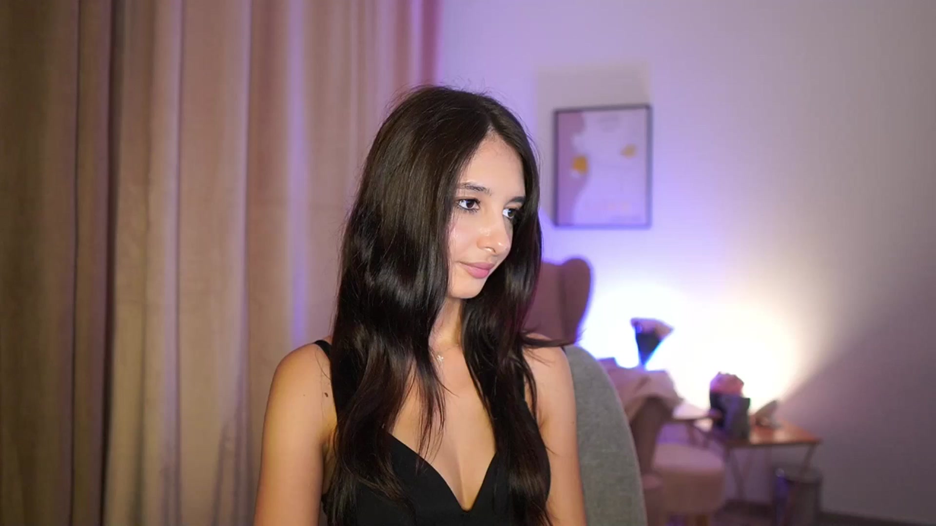 Gallery image thumbnail from Jacky__smith's myfreecams stream on, 07/15/2025, 13:10 image 4 of 20