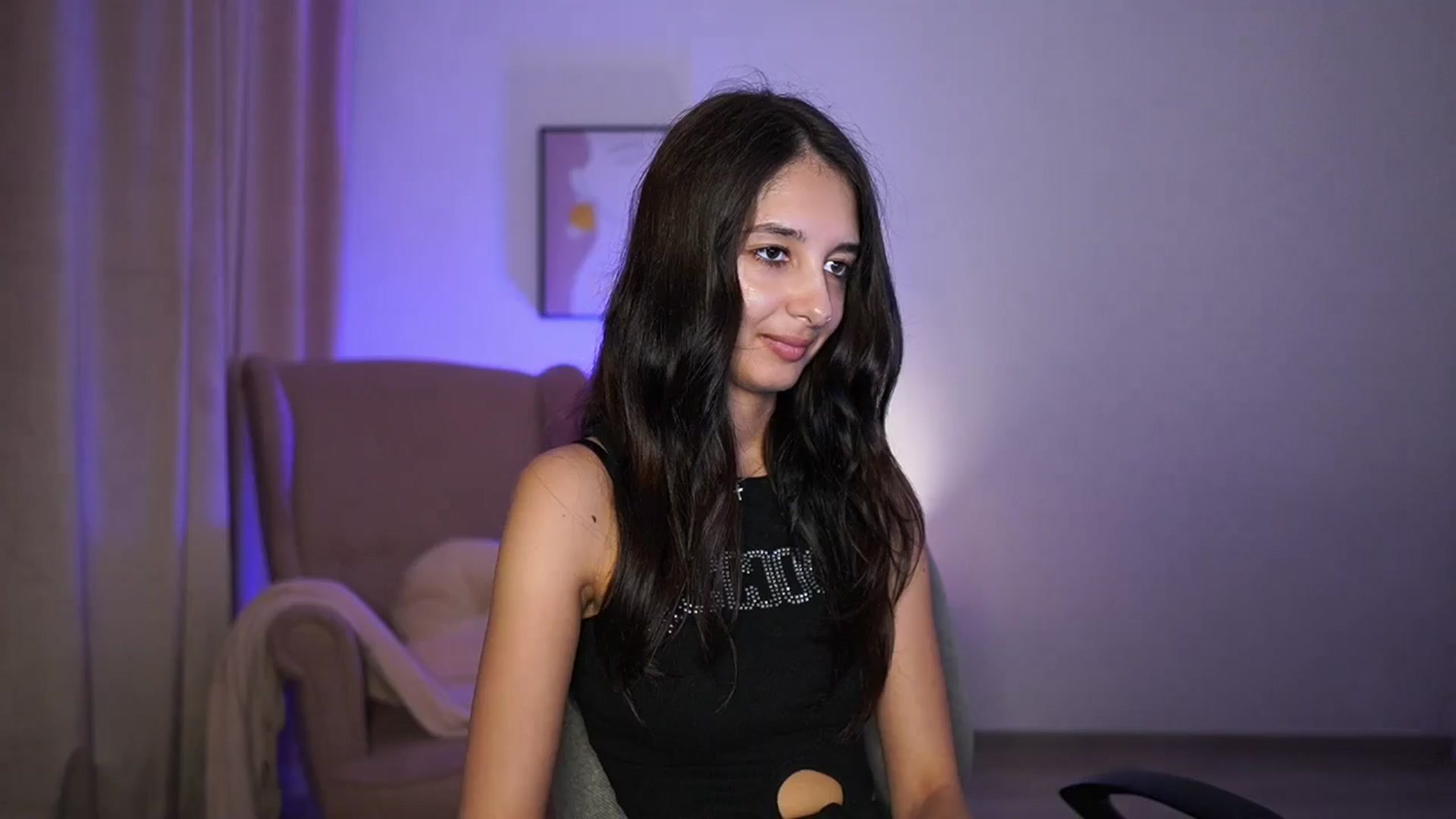 Gallery image thumbnail from Jacky__smith's myfreecams stream on, 07/17/2025, 15:21 image 8 of 20