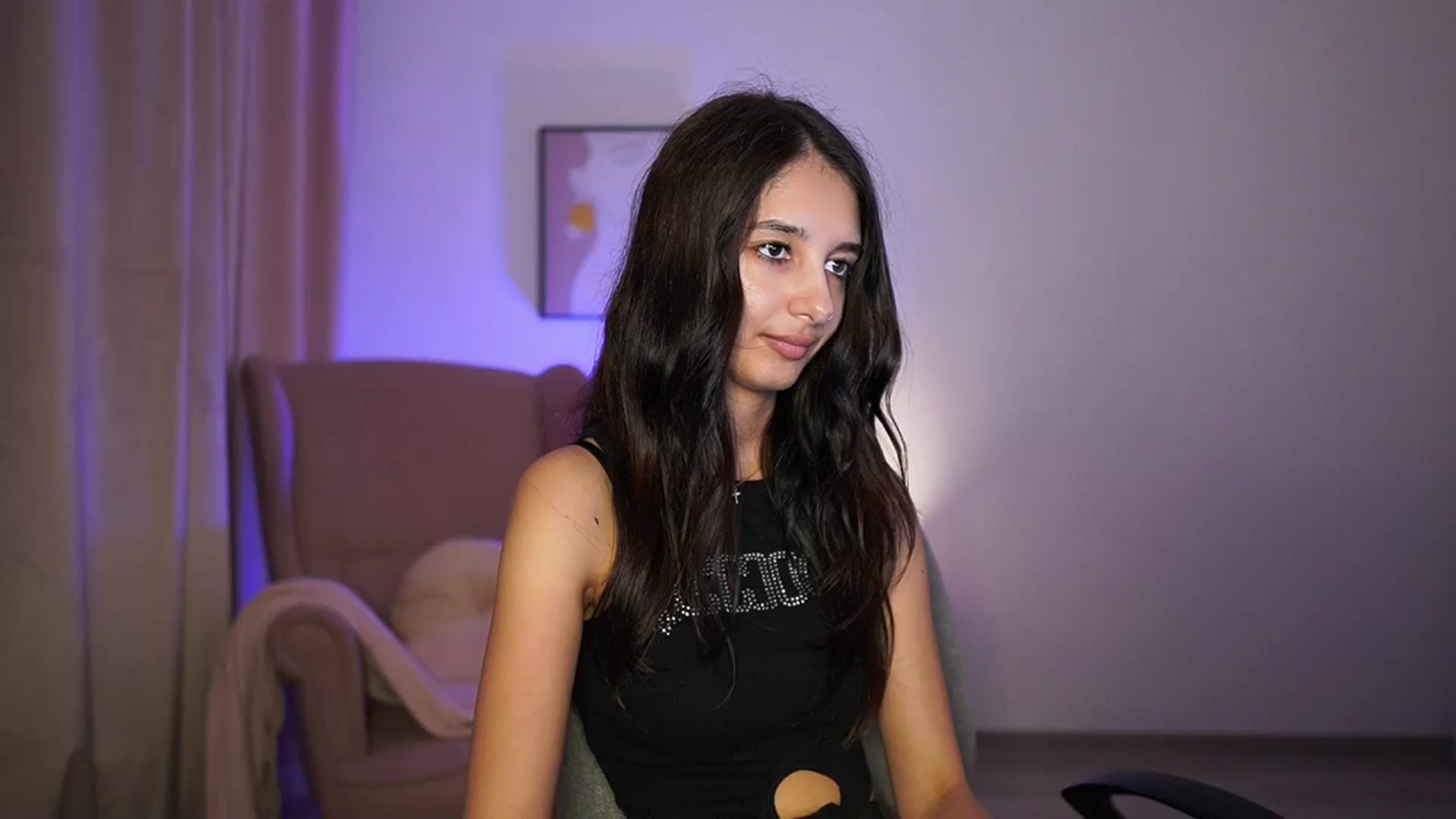Gallery image thumbnail from Jacky__smith's myfreecams stream on, 07/17/2025, 15:21 image 9 of 20