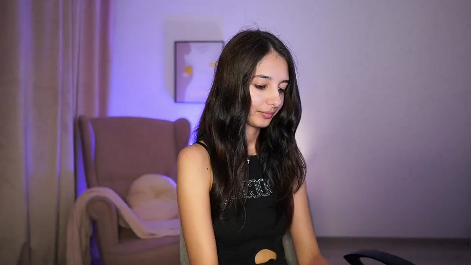 Gallery image thumbnail from Jacky__smith's myfreecams stream on, 07/17/2025, 15:21 image 7 of 20