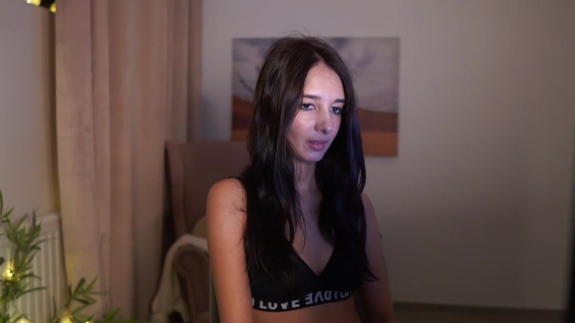 Gallery image thumbnail from Jacky__smith's myfreecams stream on, 08/25/2025, 13:04 image 9 of 20