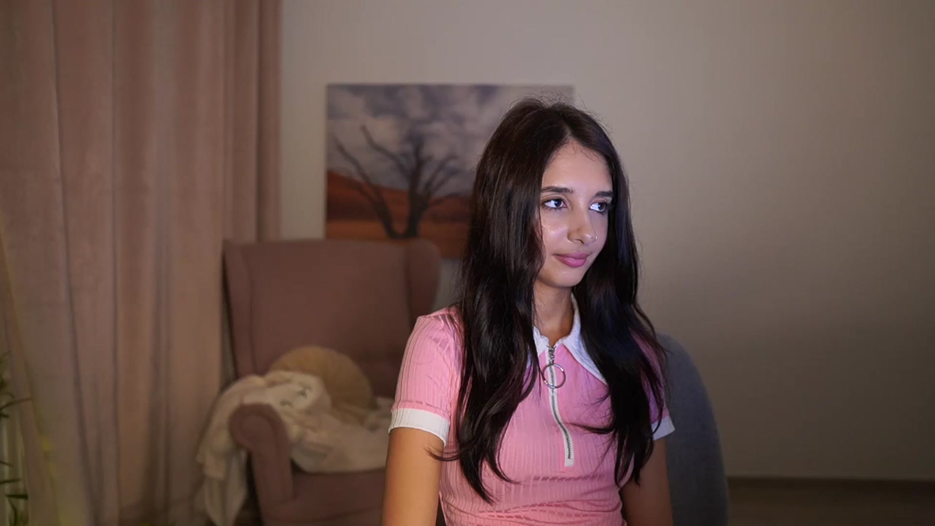 Gallery image thumbnail from Jacky__smith's myfreecams stream on, 09/08/2025, 11:12 image 3 of 20