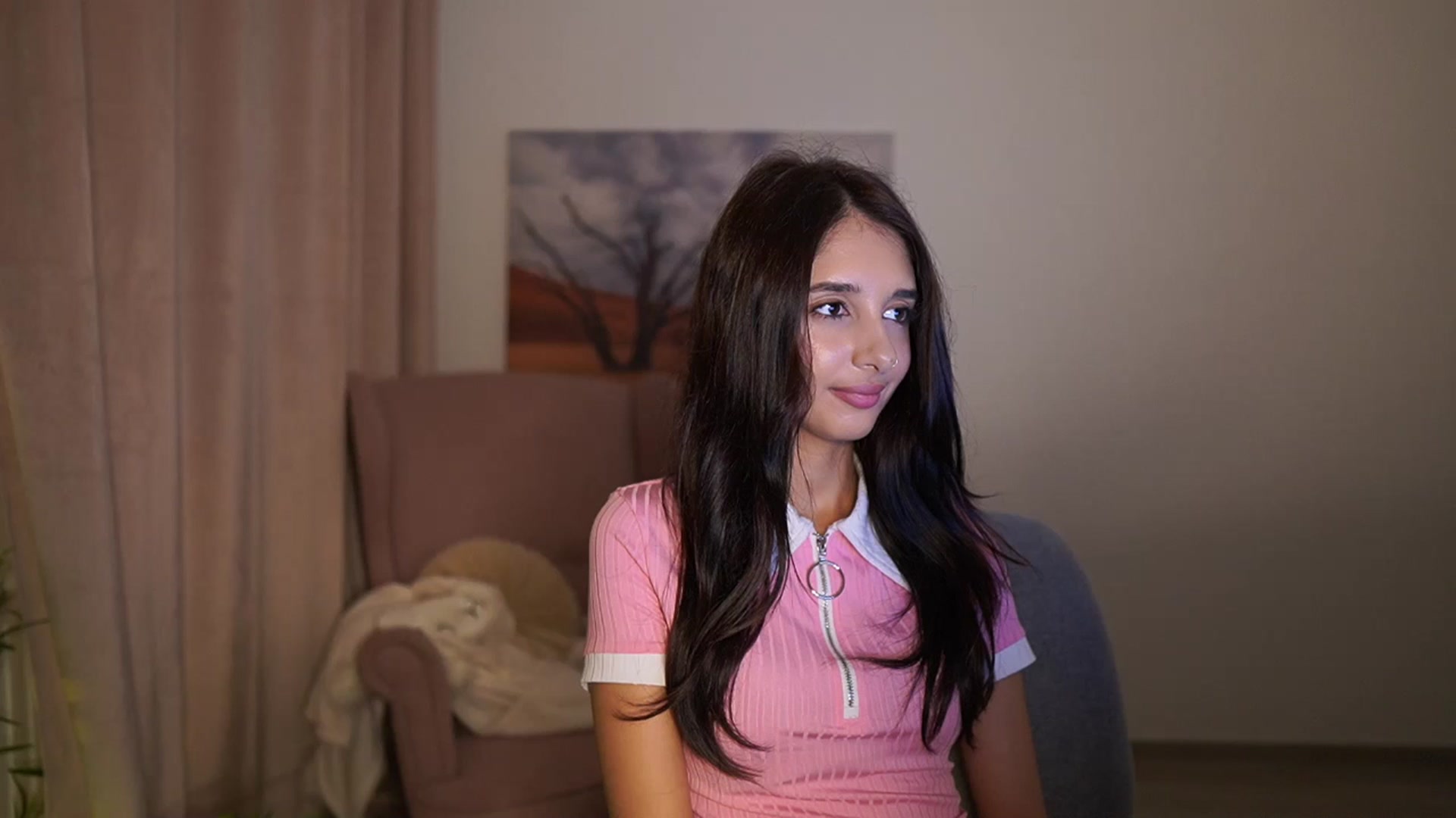 Gallery image thumbnail from Jacky__smith's myfreecams stream on, 09/08/2025, 11:12 image 1 of 20