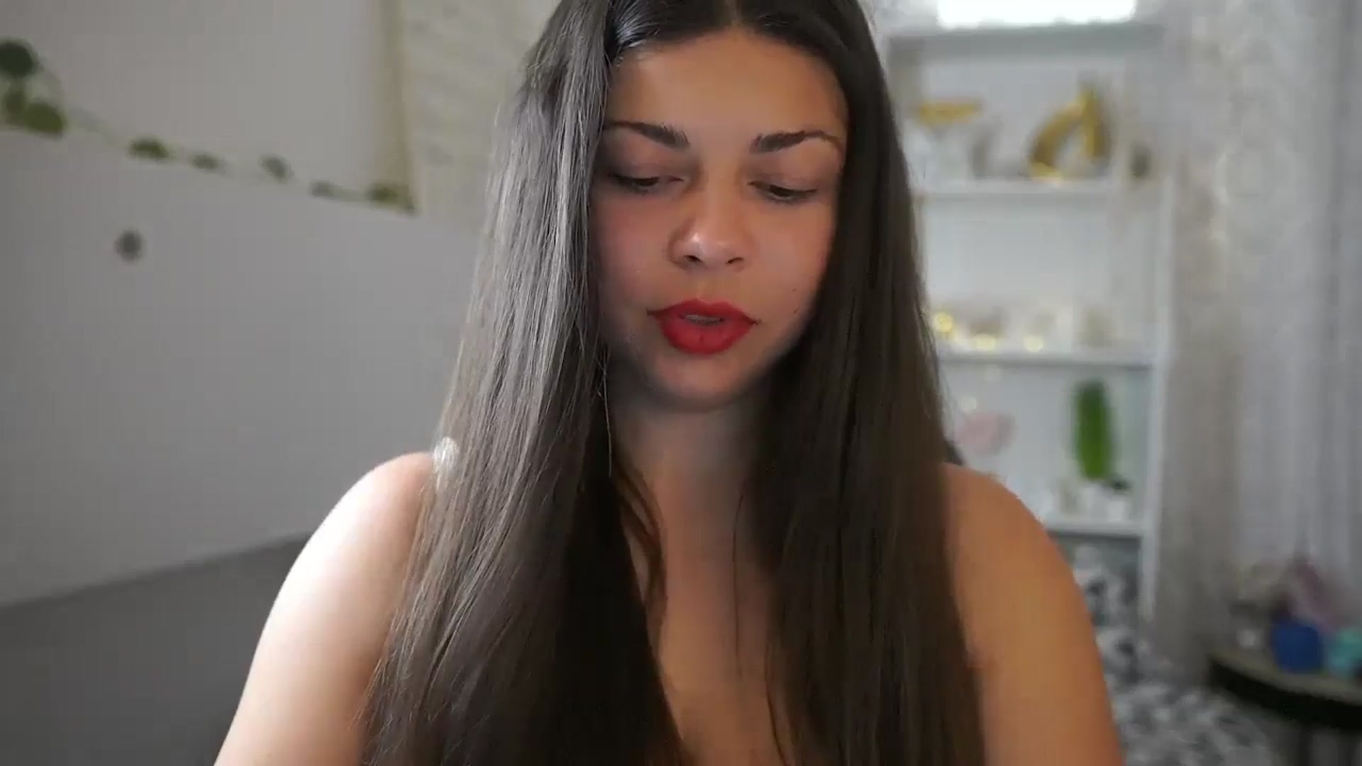 Gallery image thumbnail from Jaclyn__Case's myfreecams stream on, 06/19/2024, 15:27 image 4 of 20