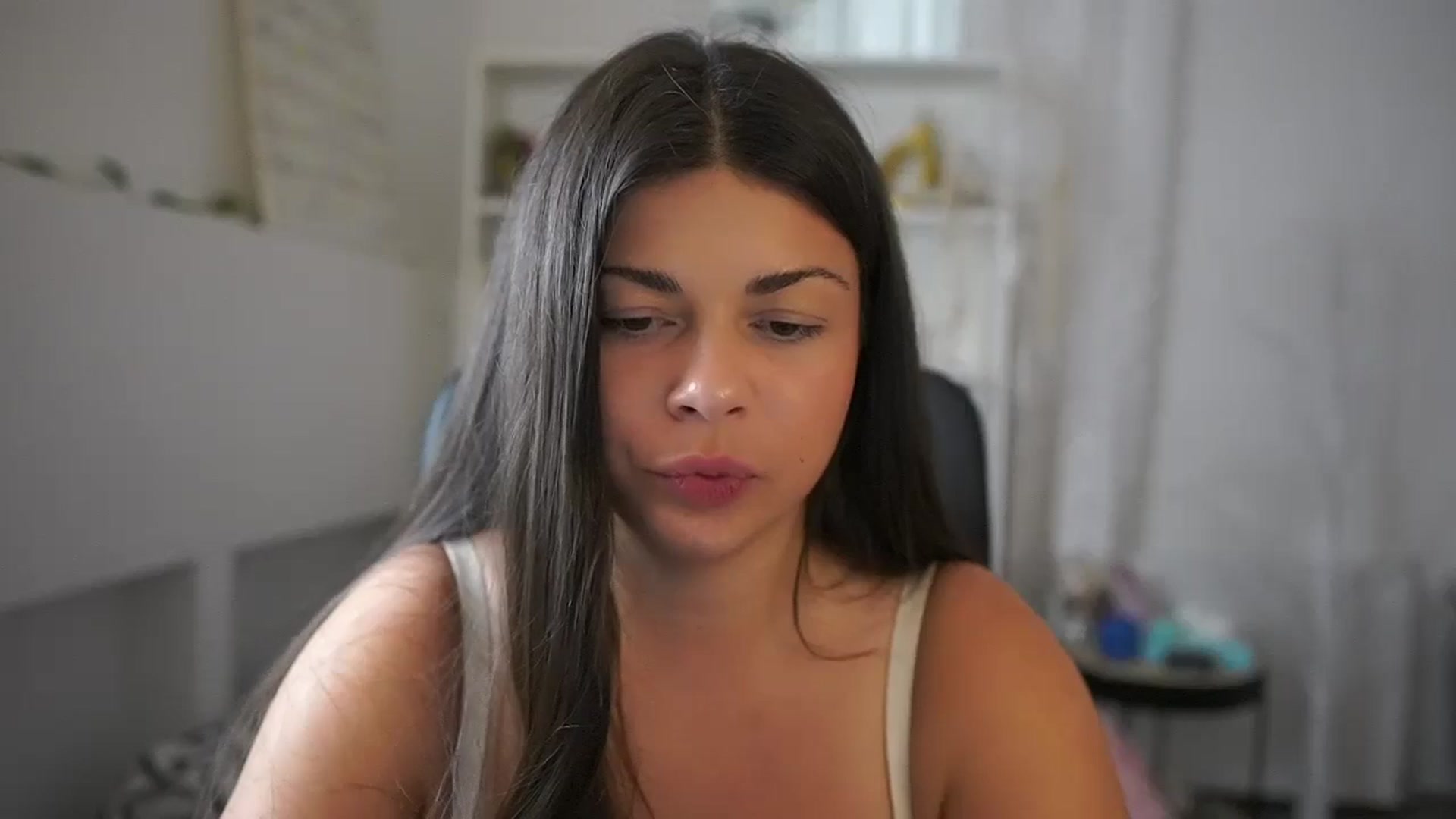 Gallery image thumbnail from Jaclyn__Case's myfreecams stream on, 06/26/2024, 16:26 image 20 of 20