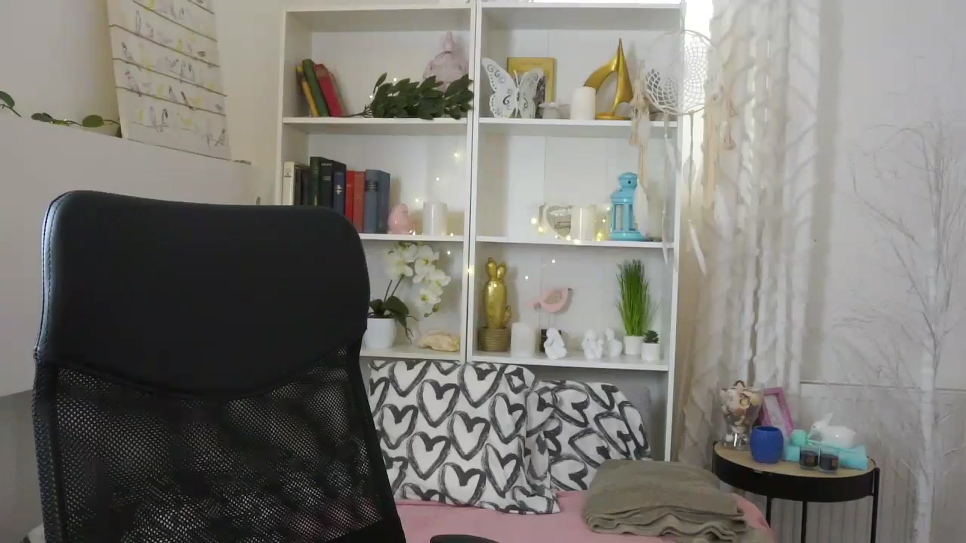 Gallery image thumbnail from Jaclyn__Case's myfreecams stream on, 06/30/2024, 15:02 image 17 of 20