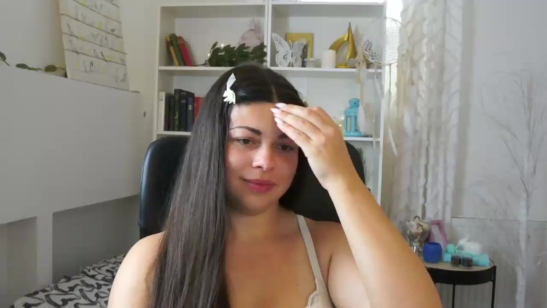 Gallery image thumbnail from Jaclyn__Case's myfreecams stream on, 06/30/2024, 15:02 image 1 of 20
