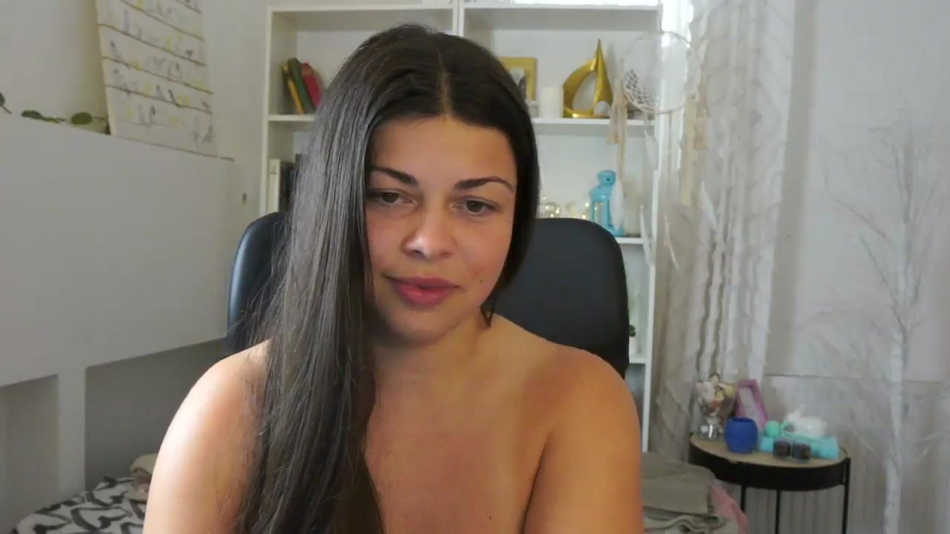 Gallery image thumbnail from Jaclyn__Case's myfreecams stream on, 07/01/2024, 13:08 image 11 of 20