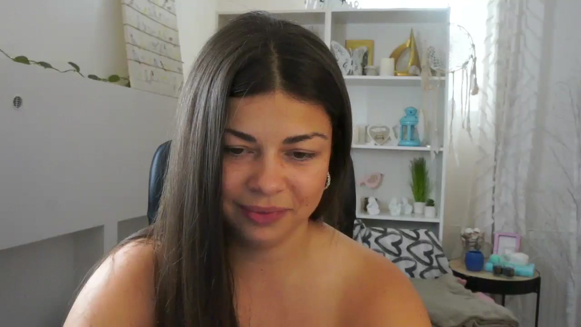 Gallery image thumbnail from Jaclyn__Case's myfreecams stream on, 07/11/2024, 11:26 image 2 of 20